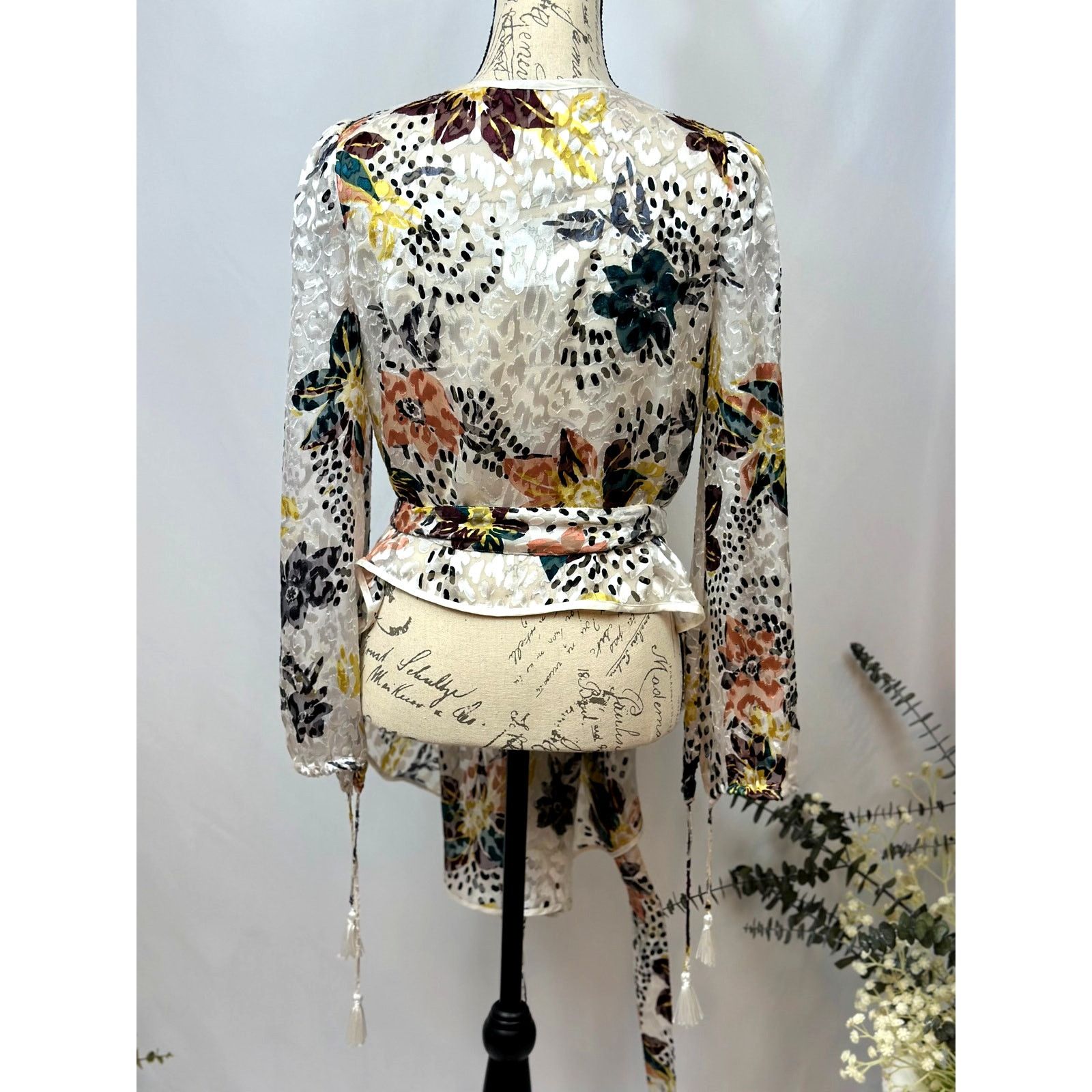 Free People Free People Floral Print Cropped Silk Burnout Kimono XS Size XS / US 0-2 / IT 36-38 - 17 Thumbnail