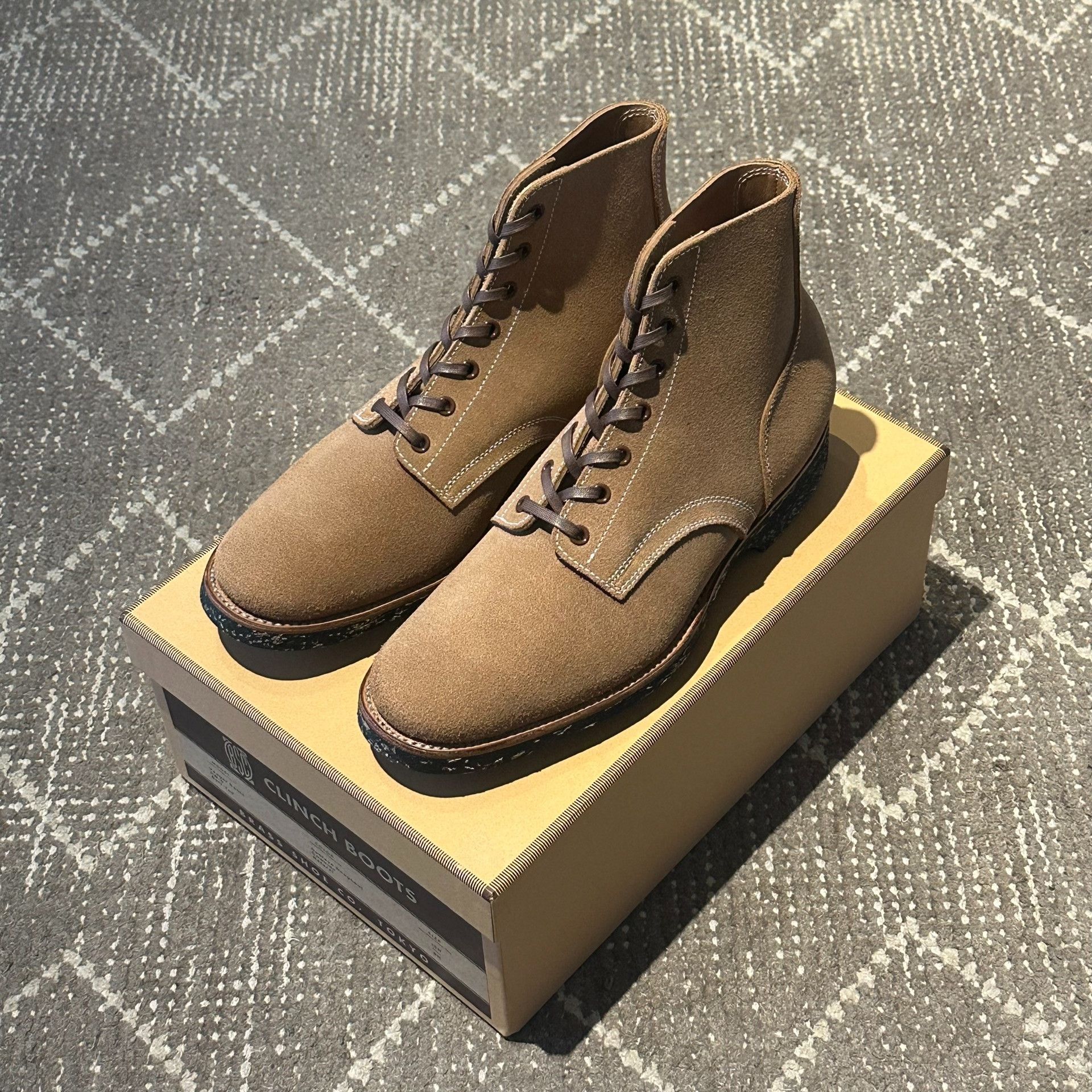 Clinch Boots Clinch Yeager Natural Roughout Boot US9.5 Size US 9.5 / EU 42-43 - 1 Thumbnail