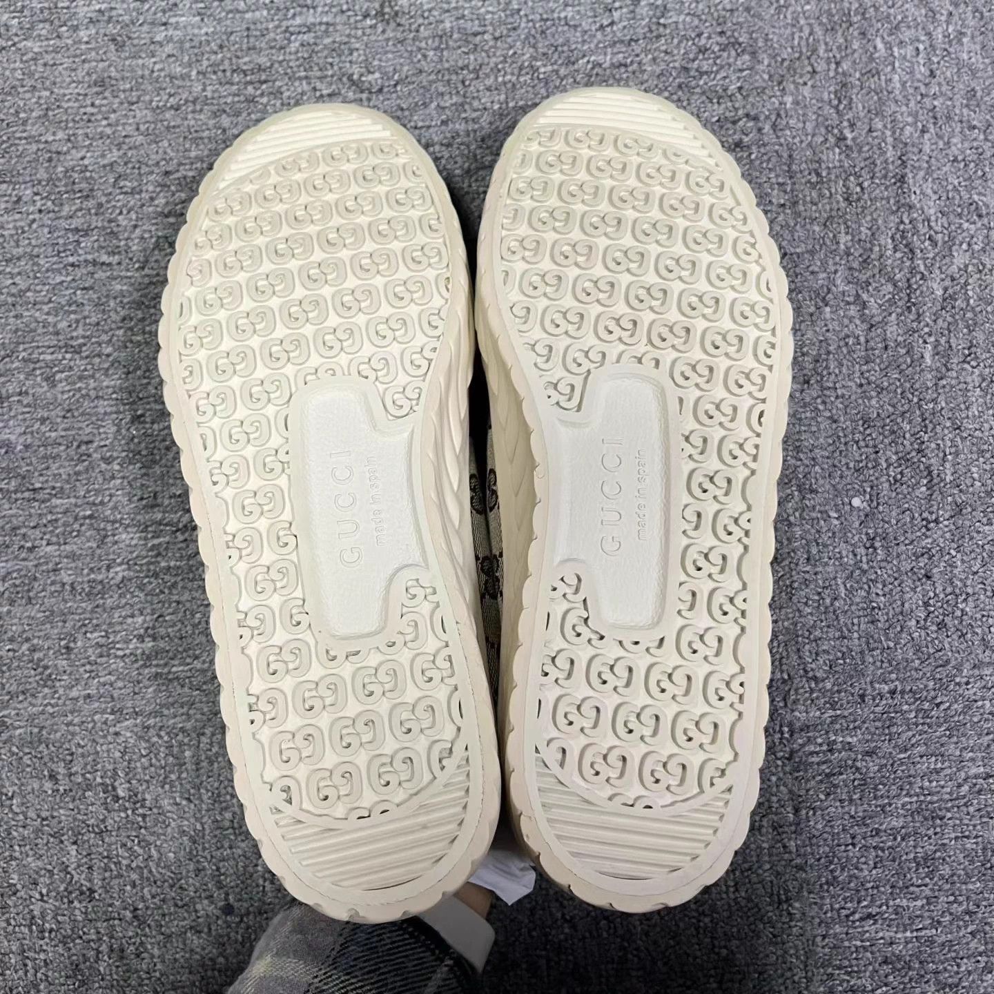 Gucci Gucci Brown & White Low-Top Sneaker US 7 Size US 7 / EU 40 - 6 Thumbnail
