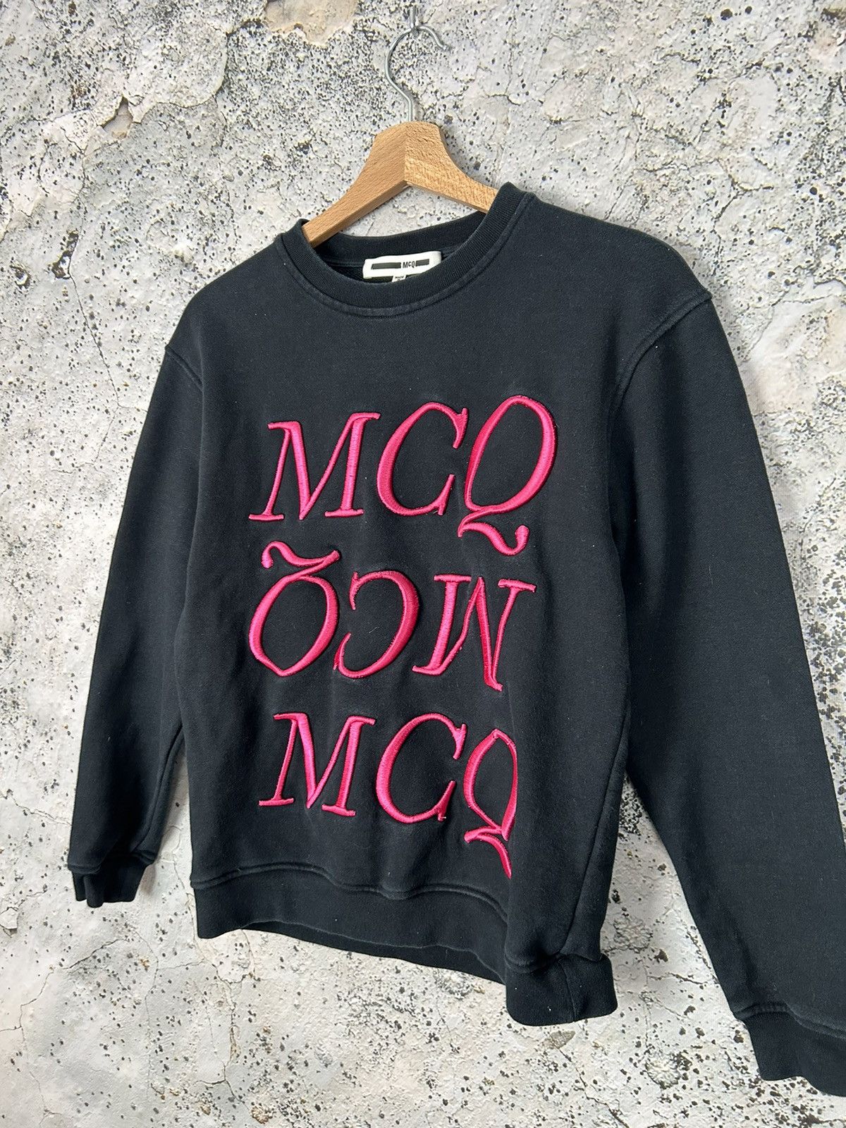 Designer MCQ Alexander McQueen Embroidered Big Logo Crewneck Size US XS / EU 42 / 0 - 2 Thumbnail
