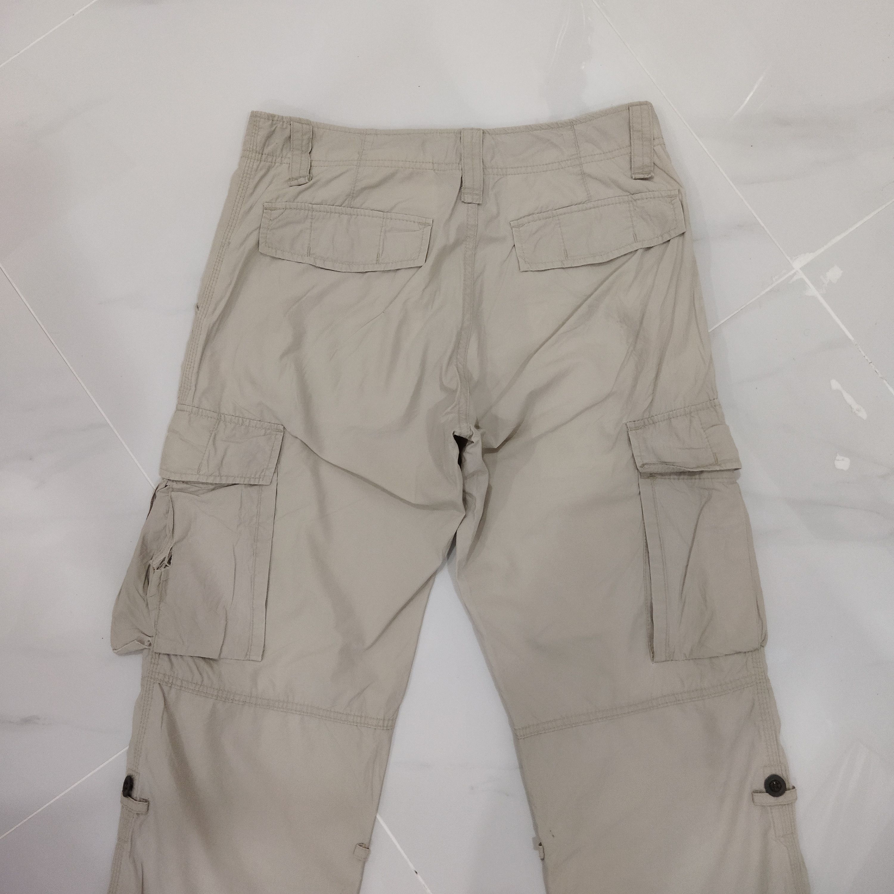Japanese Brand × Uniqlo UNIQLO FADED WHITE CARGO PANTS Size US 30 / EU 46 - 8 Thumbnail