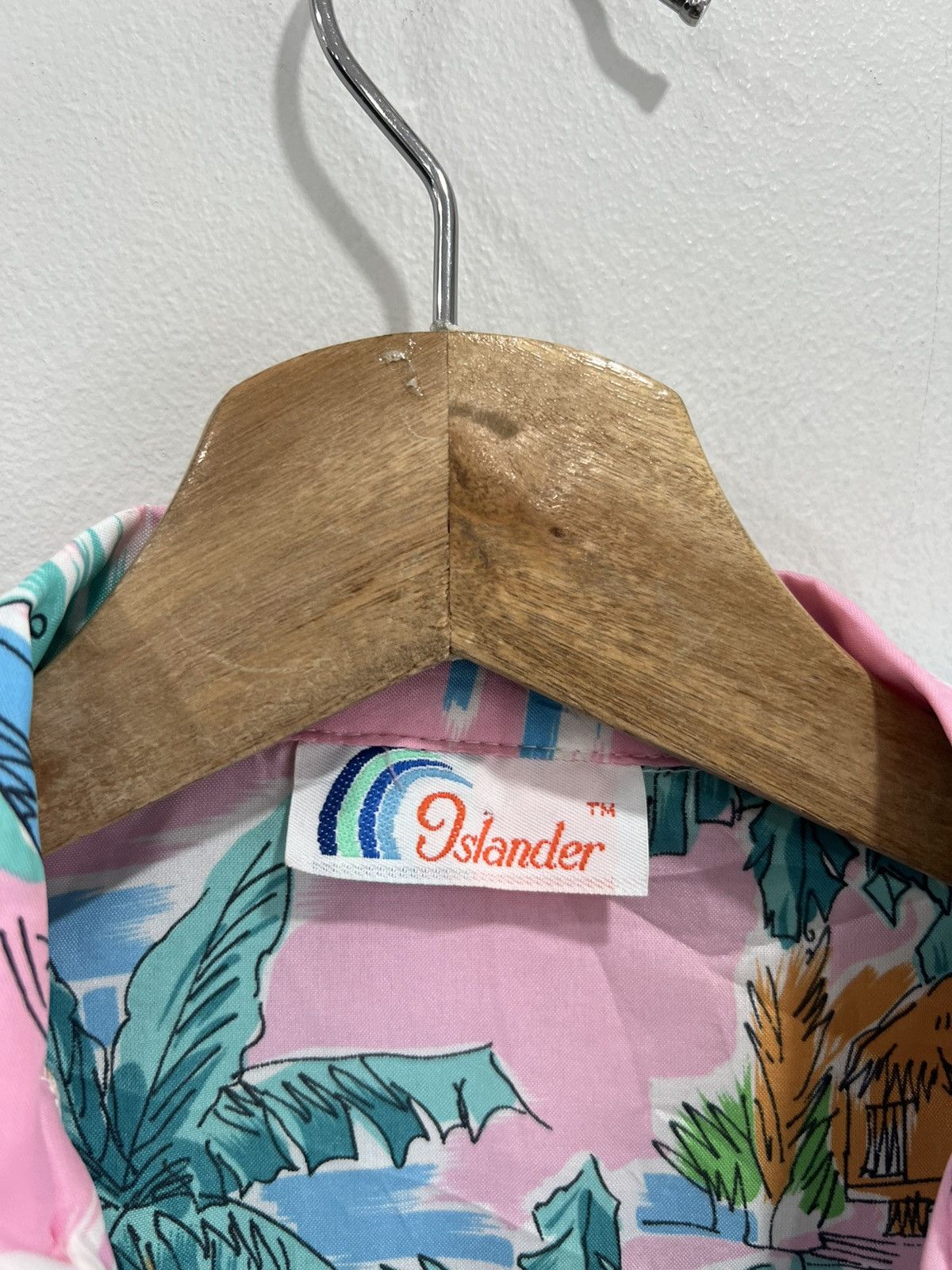 Vintage Vintage Islander Hawaiian Shirt pink surf style rider ocean Size US L / EU 52-54 / 3 - 4 Thumbnail