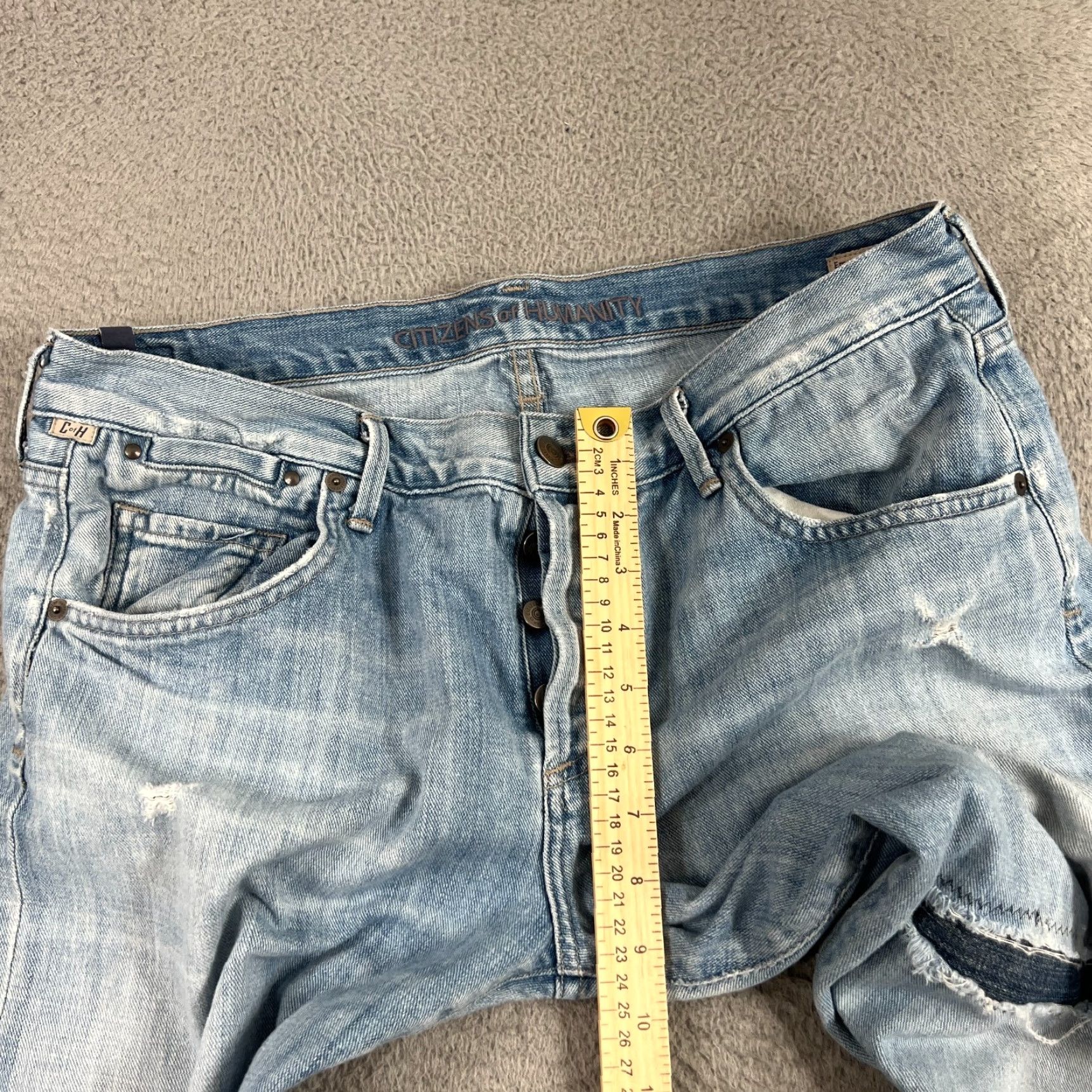 Citizens Of Humanity CITIZENS OF HUMANITY Blue Light Wash Distressed Cropped Boyfriend Jeans 35x27 Womens Size 24" / US 00 / IT 34 - 6 Thumbnail