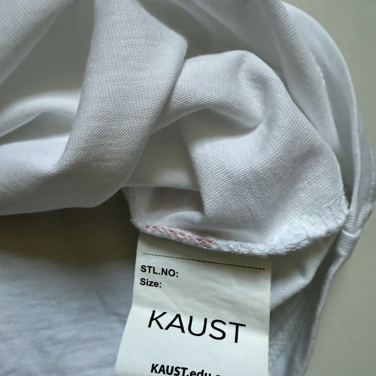 Collegium Vintage Y2K KAUST Arabic College Tee Size US L / EU 52-54 / 3 - 7 Thumbnail