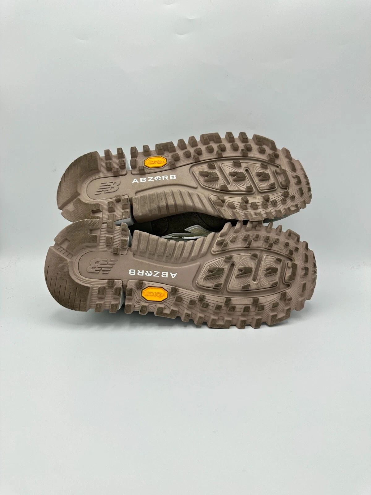 Kith × New Balance Kith New Balance RC 1300 10th Anniversary Elephant Skin Grey Size US 8 / EU 41 - 6 Thumbnail