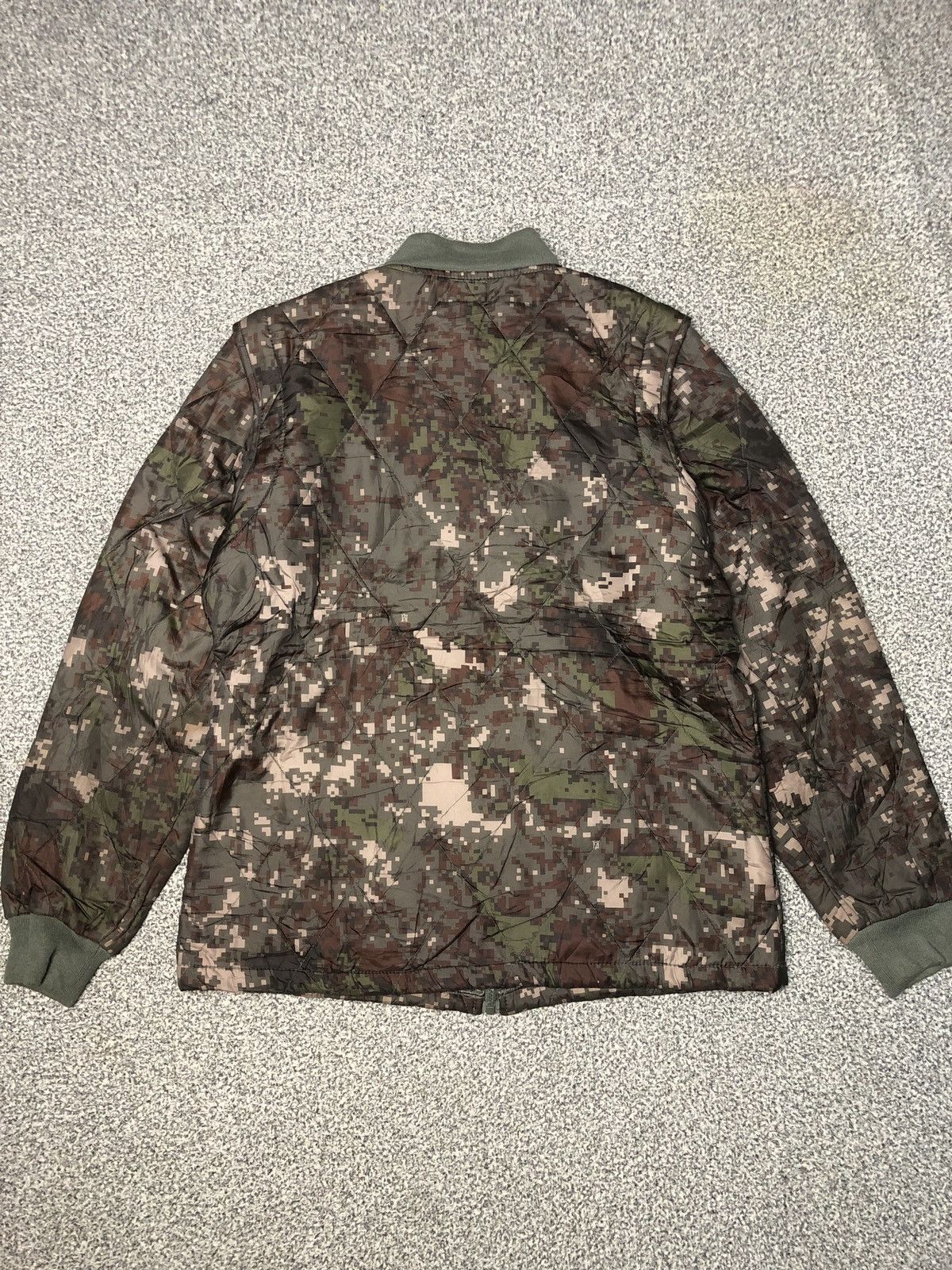 Japanese Brand × Vintage Vintage Hessed Camouflage Army Fullzipper Jacket Size US L / EU 52-54 / 3 - 8 Thumbnail