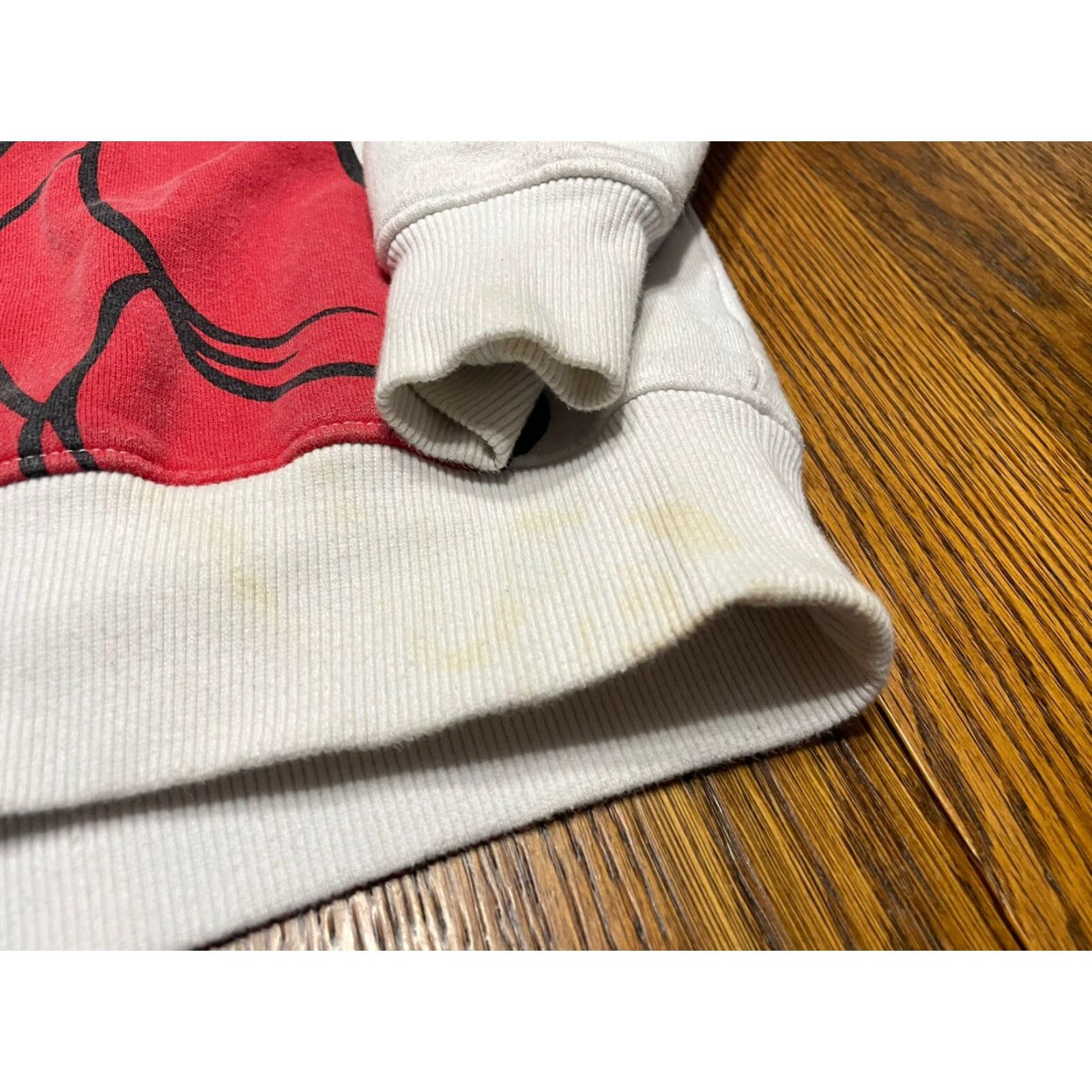 Vintage VINTAGE Mickey Mouse Sweatshirt M White Front Back Big-Print Big-Face Crew Neck Pullover Unisex Adults Size M Graphic Print Size US M / EU 48-50 / 2 - 5 Thumbnail