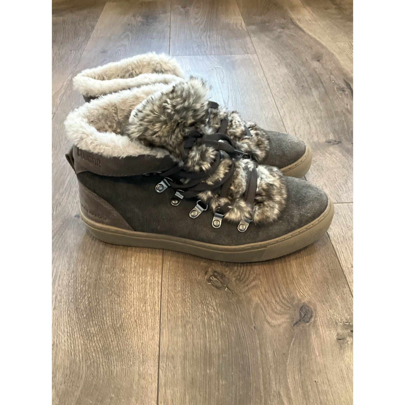Cougar Cougar Daniel Women’s Waterproof Faux Fur Platform Sneaker Boot Grey Suede Sz 9 Size US 9 / IT 39 - 2 Thumbnail