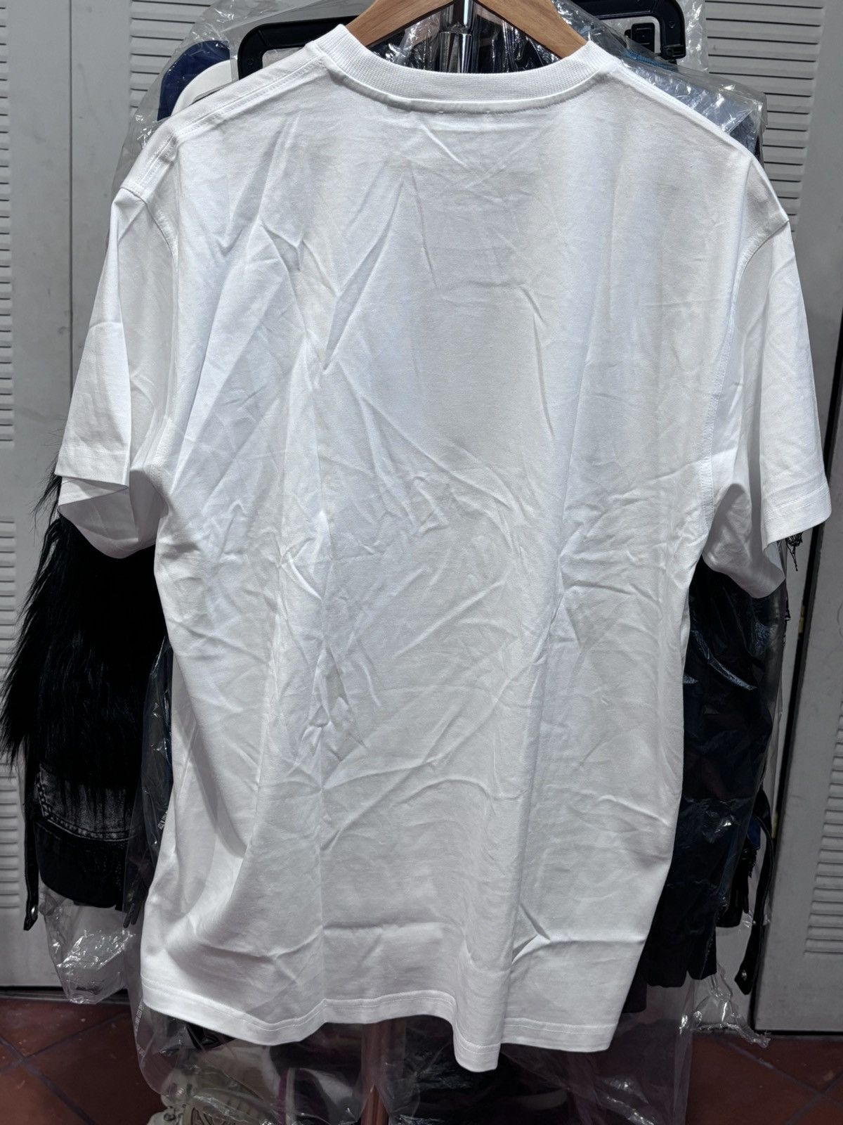 Burberry Burberry London, England White Tee Size US M / EU 48-50 / 2 - 8 Thumbnail