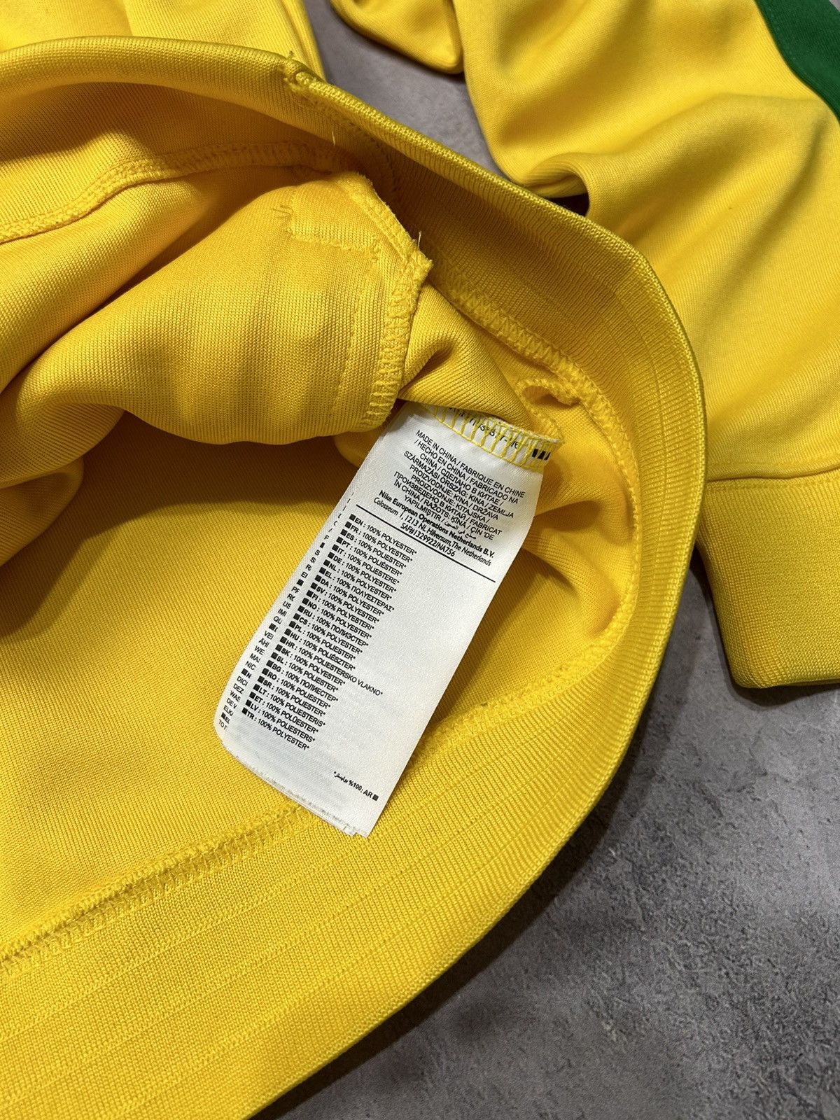 Nike Vintage Nike Brazil Soccer Zip Sweatshirt Track Football Size US M / EU 48-50 / 2 - 10 Thumbnail