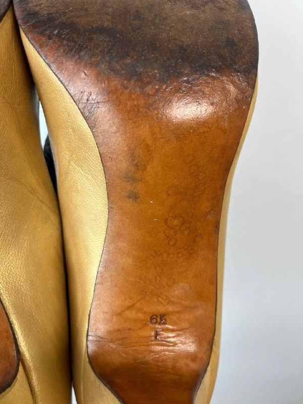 Bally BALLY SUISSE Vintage Peep Toe Gold Heels Women’s Size 6.5 Size US 6.5 / IT 36.5 - 5 Thumbnail