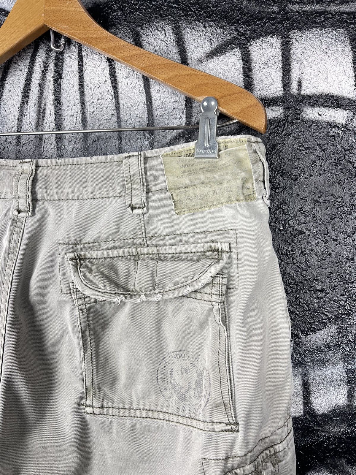 Alpha Industries Alpha Industries Vintage Grey Cotton Cargo Shorts Men’s Size Medium Size US 32 / EU 48 - 9 Thumbnail