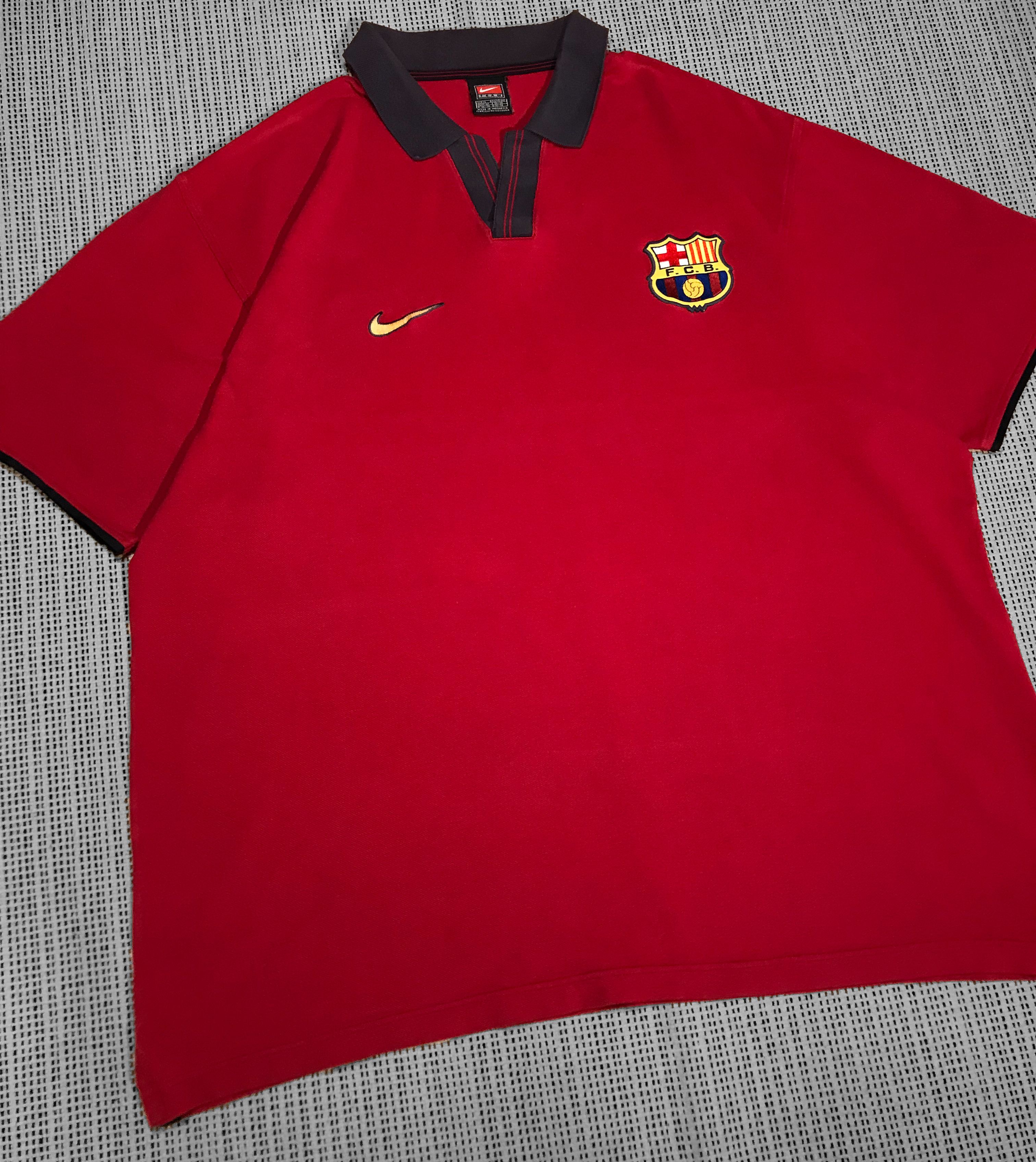 Nike Vintage Nike F.C Barcelona 98/99' T-shirt (XL) Size US XL / EU 56 / 4 - 2 Thumbnail