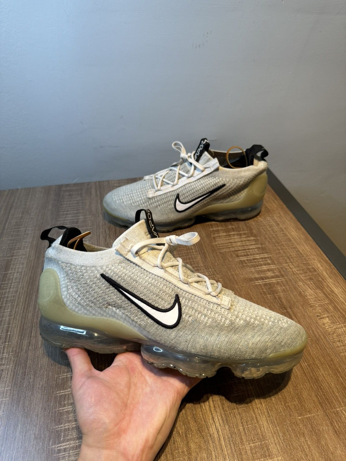 Nike Nike Air VaporMax 2021 Flyknit Metallic Silver Size Men 11.5 Size US 11.5 / EU 44-45 - 1 Thumbnail