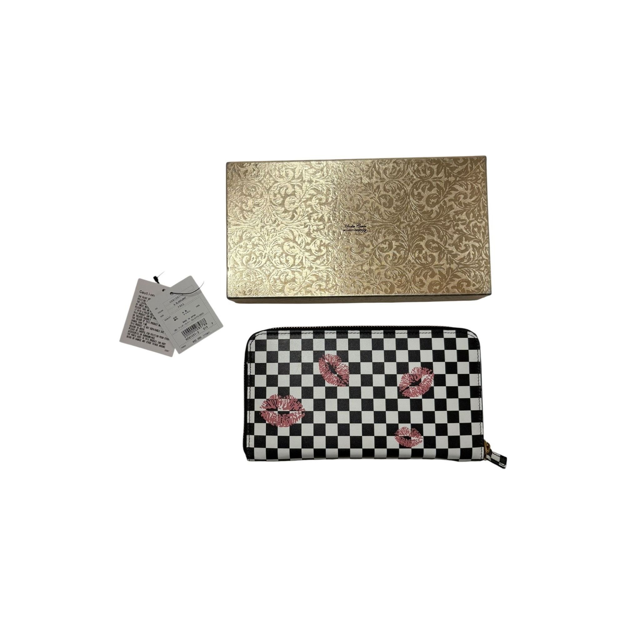 Undercover Undercover Kiss Wallet Size ONE SIZE - 1 Thumbnail
