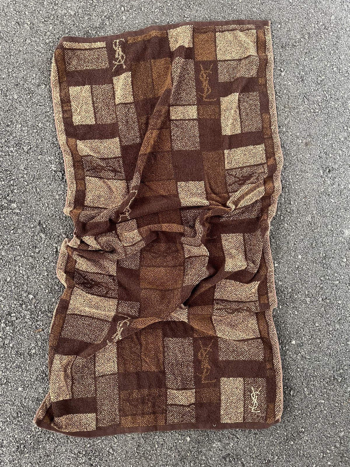 Yves Saint Laurent Yves Saint Laurent Towel Size ONE SIZE - 3 Thumbnail