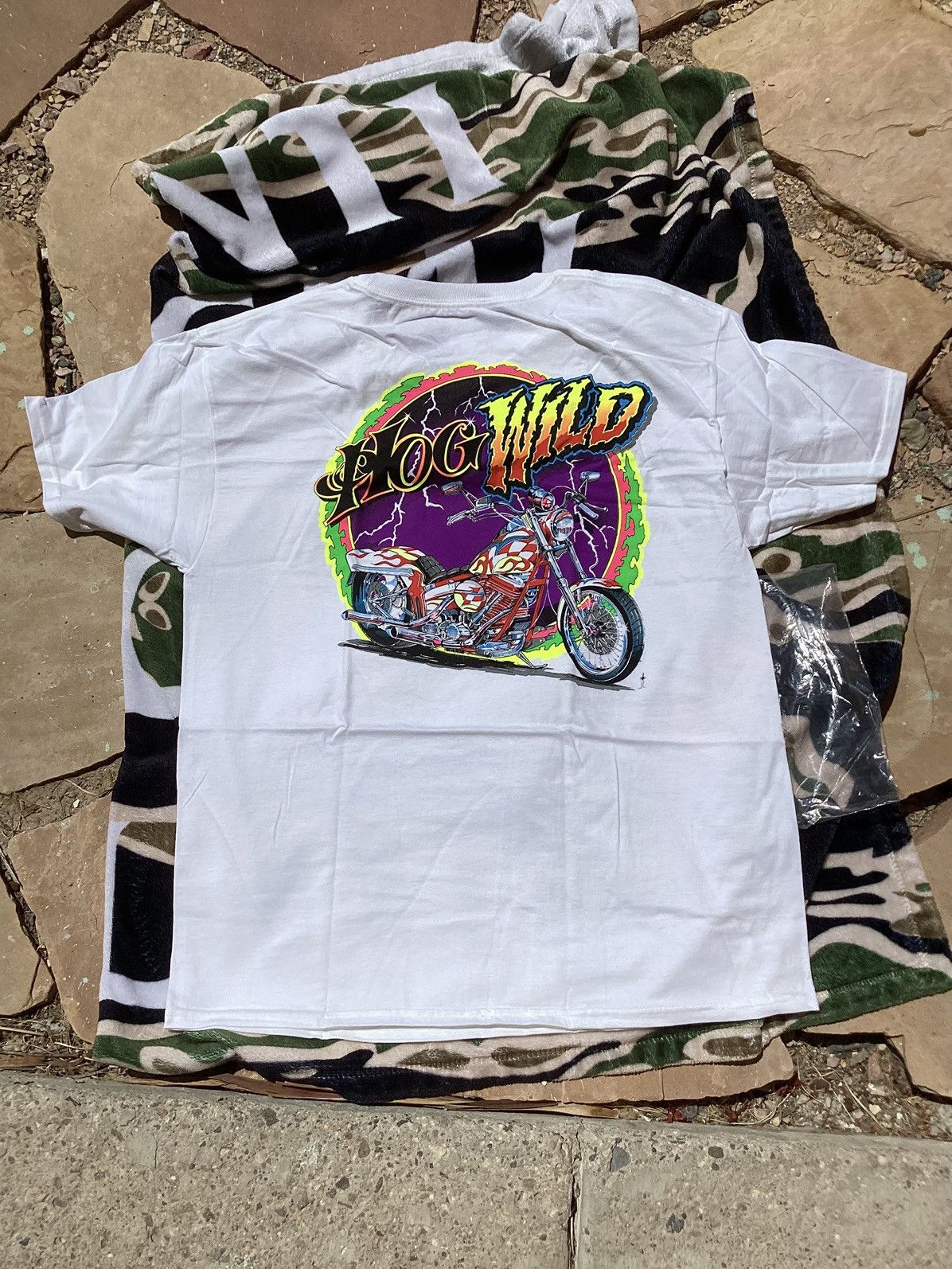Other Vtg hog wild Brad Boyle motorsports biker motorcycle neon te Size US L / EU 52-54 / 3 - 1 Thumbnail