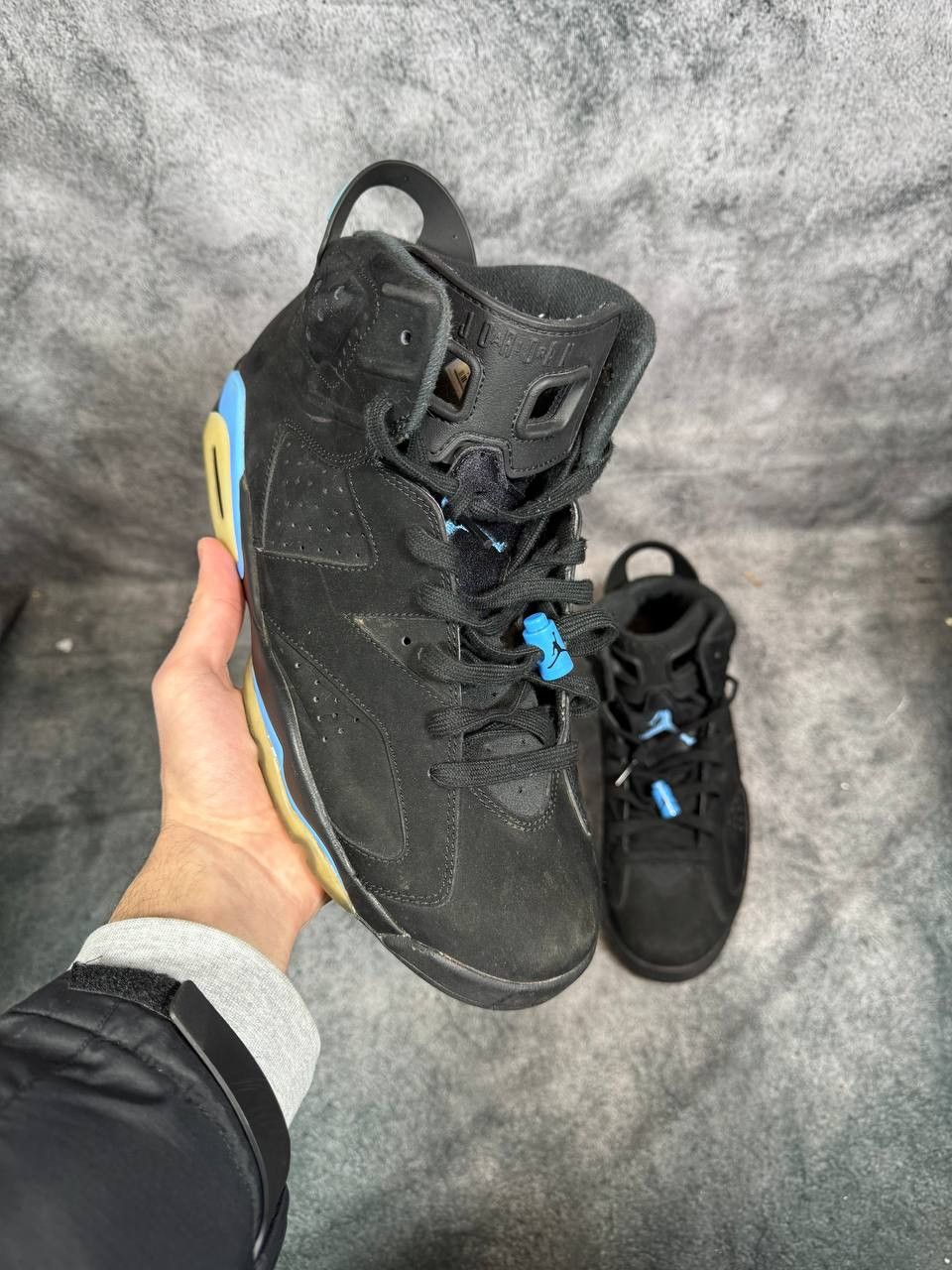 Jordan Brand Size 10.5 | Jordan 6 UNC With Box | Pre-Owned Size US 10.5 / EU 43-44 - 1 Thumbnail