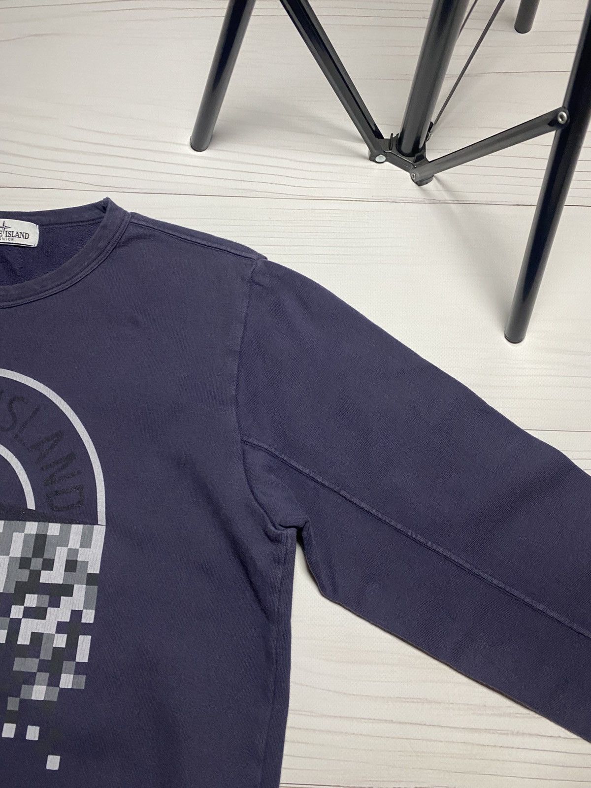 Stone Island Stone Island Junior Pixelated Compass Logo y2k sweatshirt Size US XS / EU 42 / 0 - 12 Thumbnail