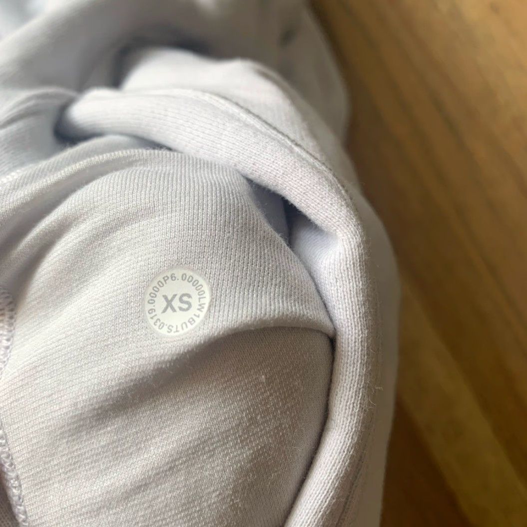 Lululemon Lululemon broken beats sweater dress XS alpine white Women Pullover Regular White Dress XS Women Lululemon alpine white broken beats sweater dress Size XS / US 0-2 / IT 36-38 - 7 Thumbnail