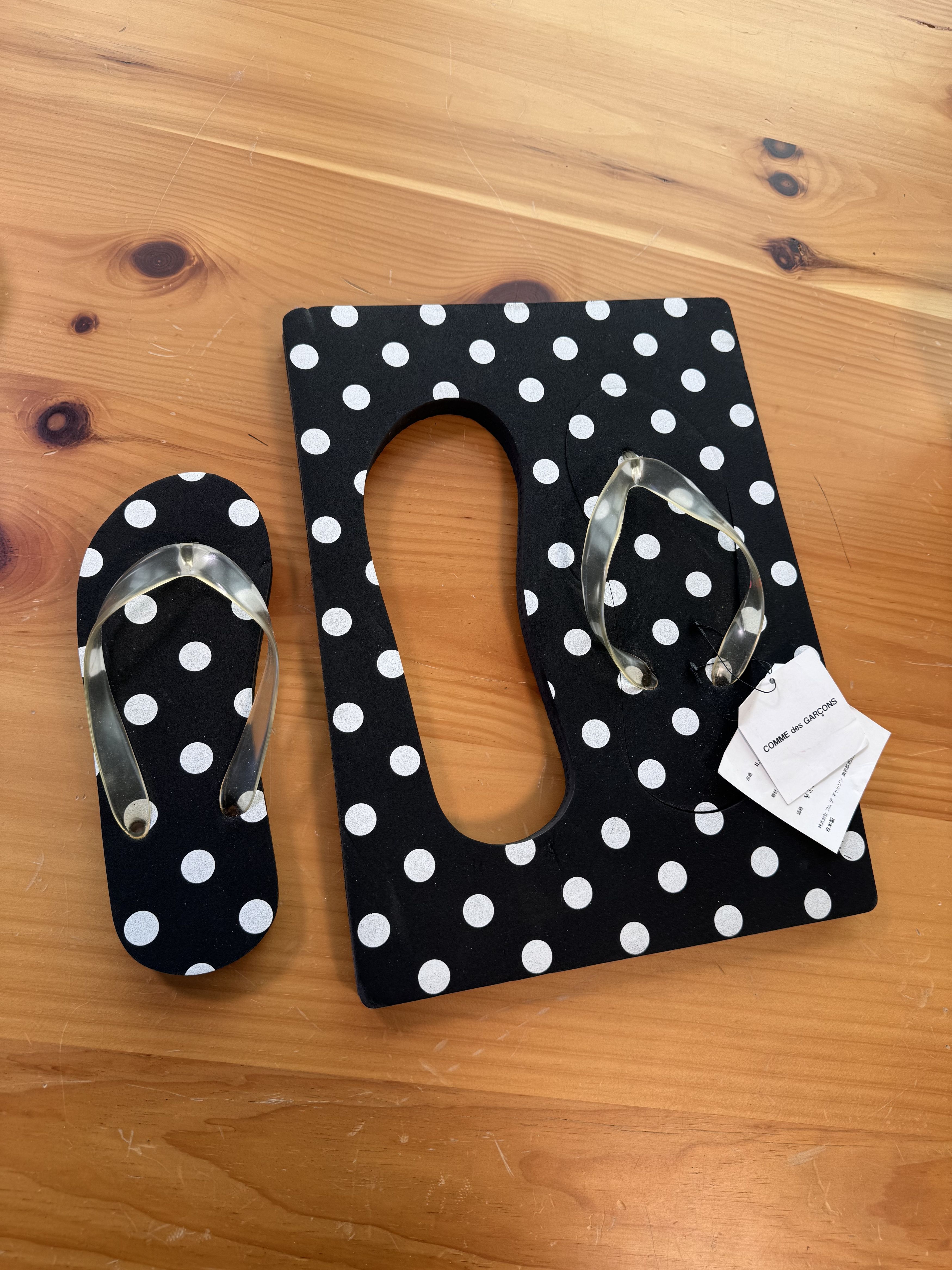 Comme des Garcons Comme Des Garcons CDG Cut Out Sandal Flip Flops Size US 6 / EU 39 - 1 Thumbnail
