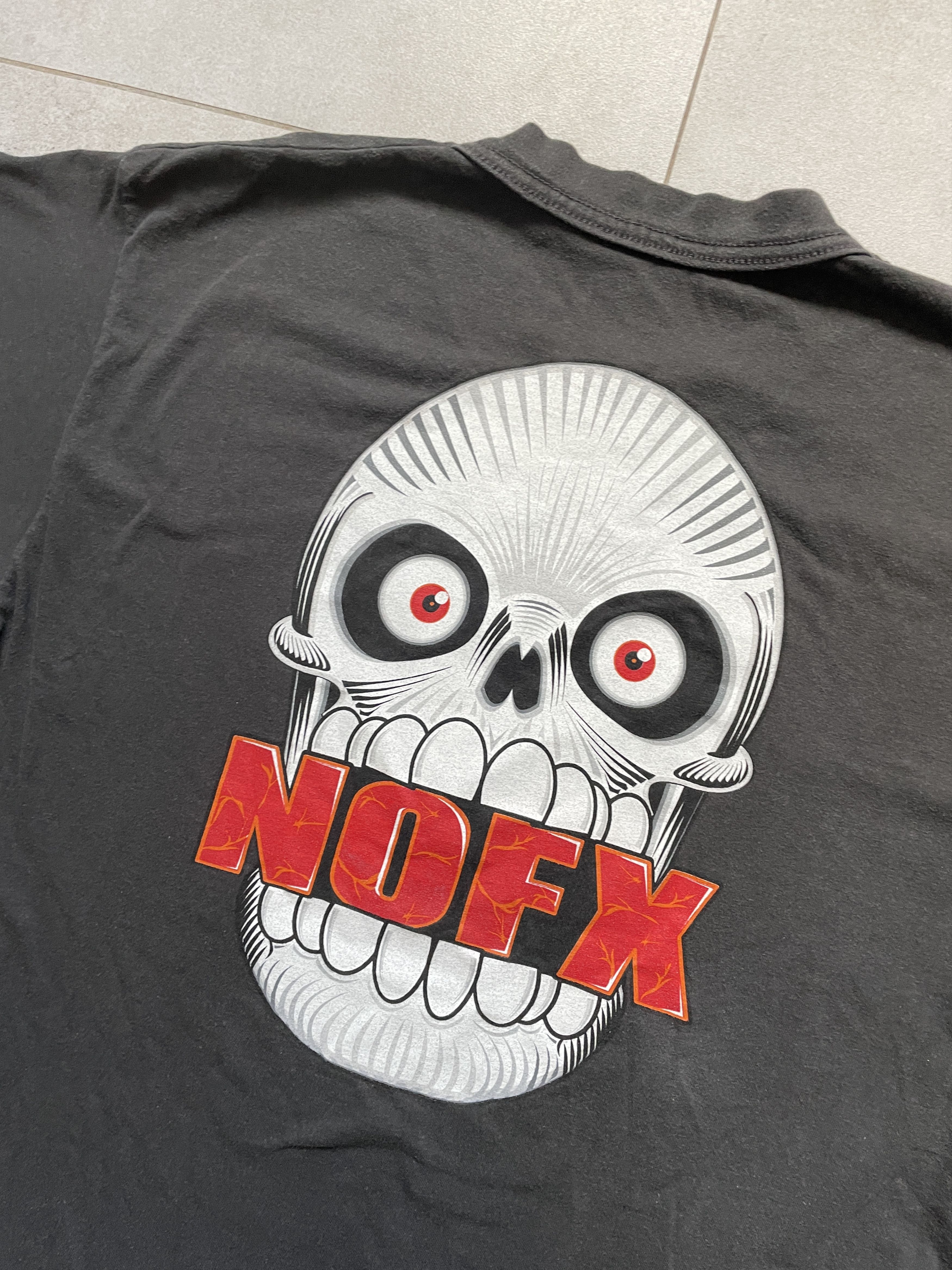 Band Tees × Vintage VINTAGE 90S Y2K NOFX WASHED FADED SKULL TEE Size US M / EU 48-50 / 2 - 2 Thumbnail