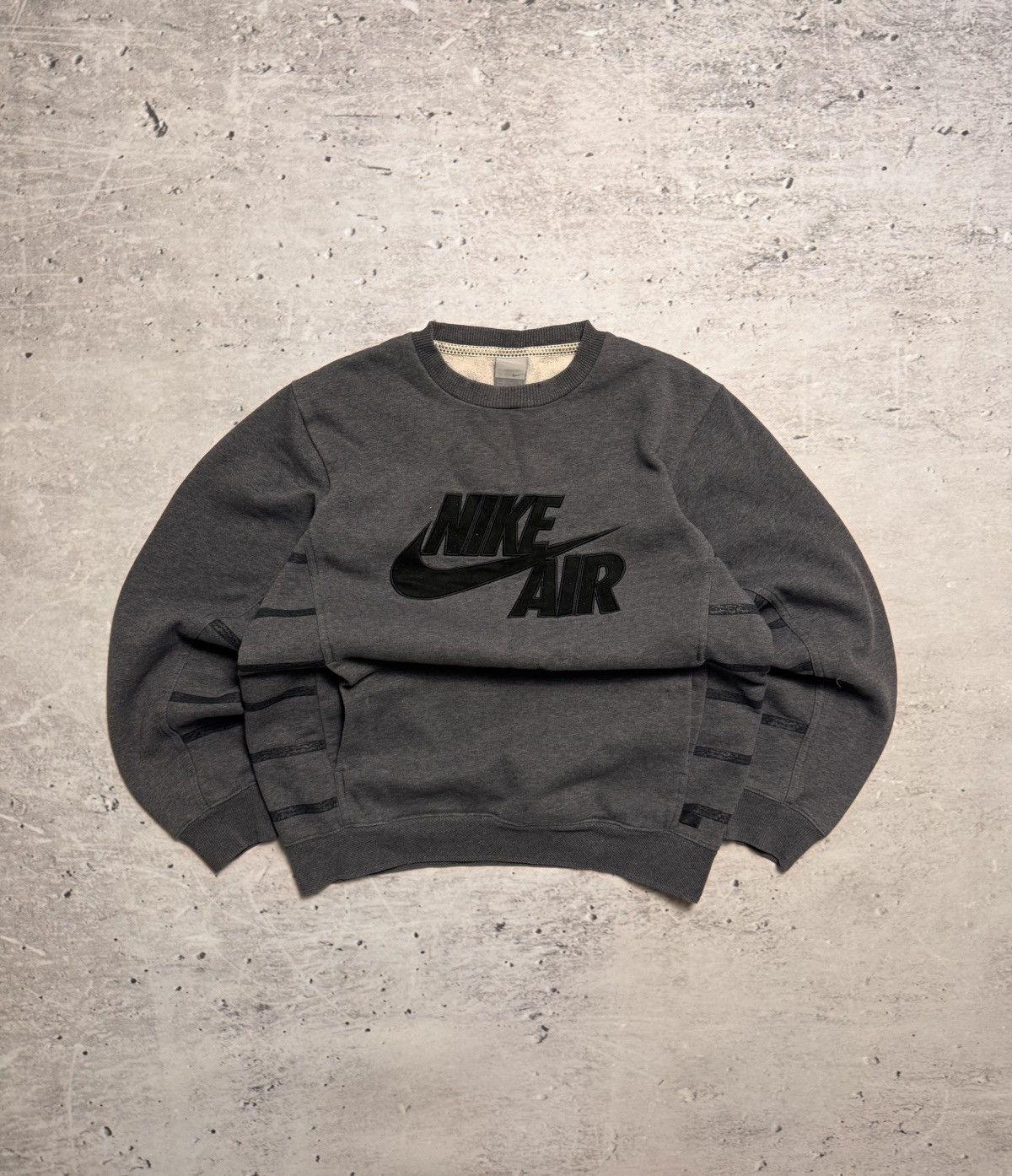Nike × Vintage NIKE VINTAGE CENTER LOGO OVERSIZE BOXY SWEATSHIRT Size US S / EU 44-46 / 1 - 1 Thumbnail