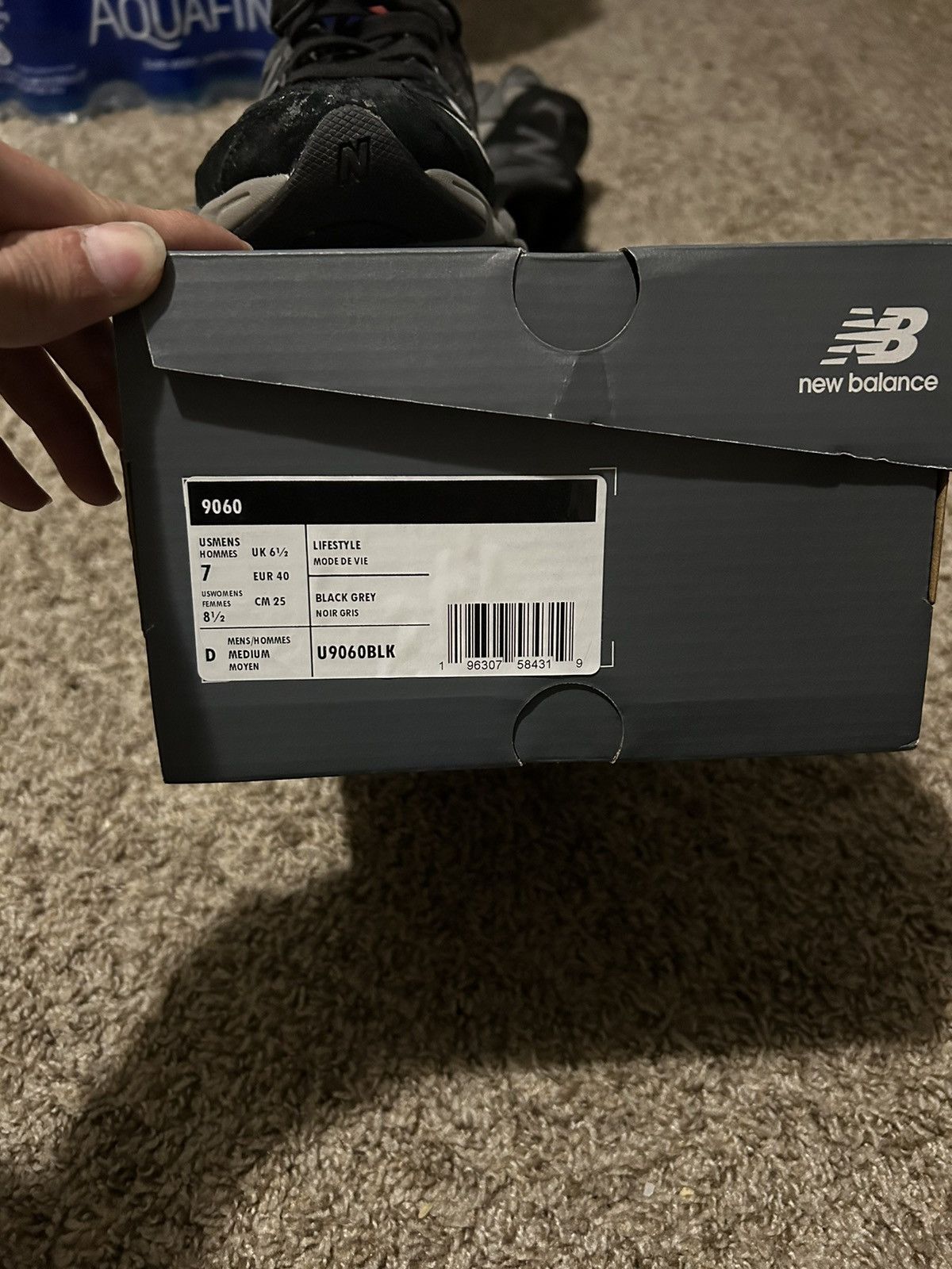 New Balance New Balance 9060 Size US 7 / EU 40 - 2 Thumbnail