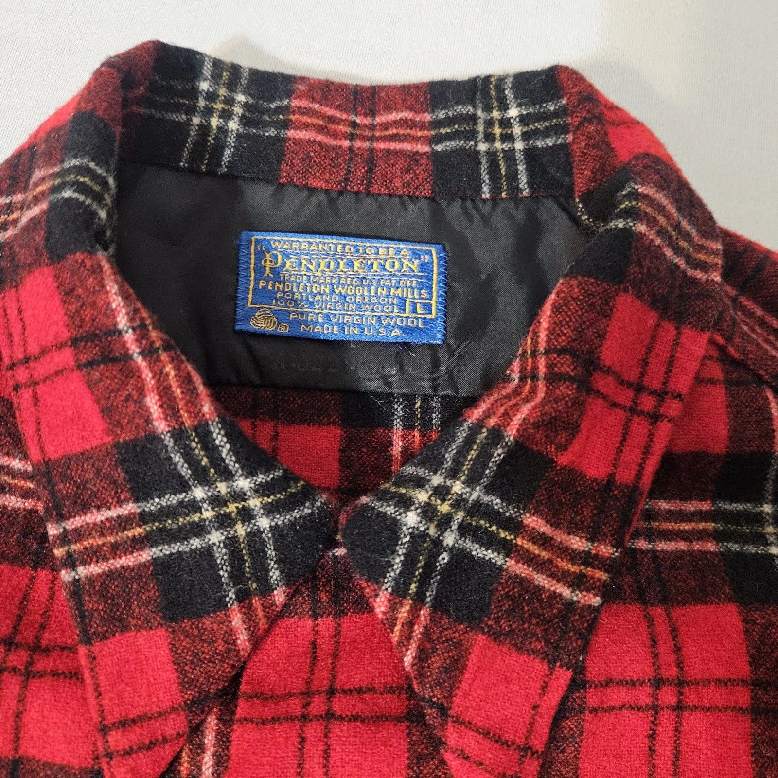 Pendleton 60s Pendleton CLUNY TARTAN Shirt L Wool Flannel USA VTG Size US L / EU 52-54 / 3 - 3 Thumbnail