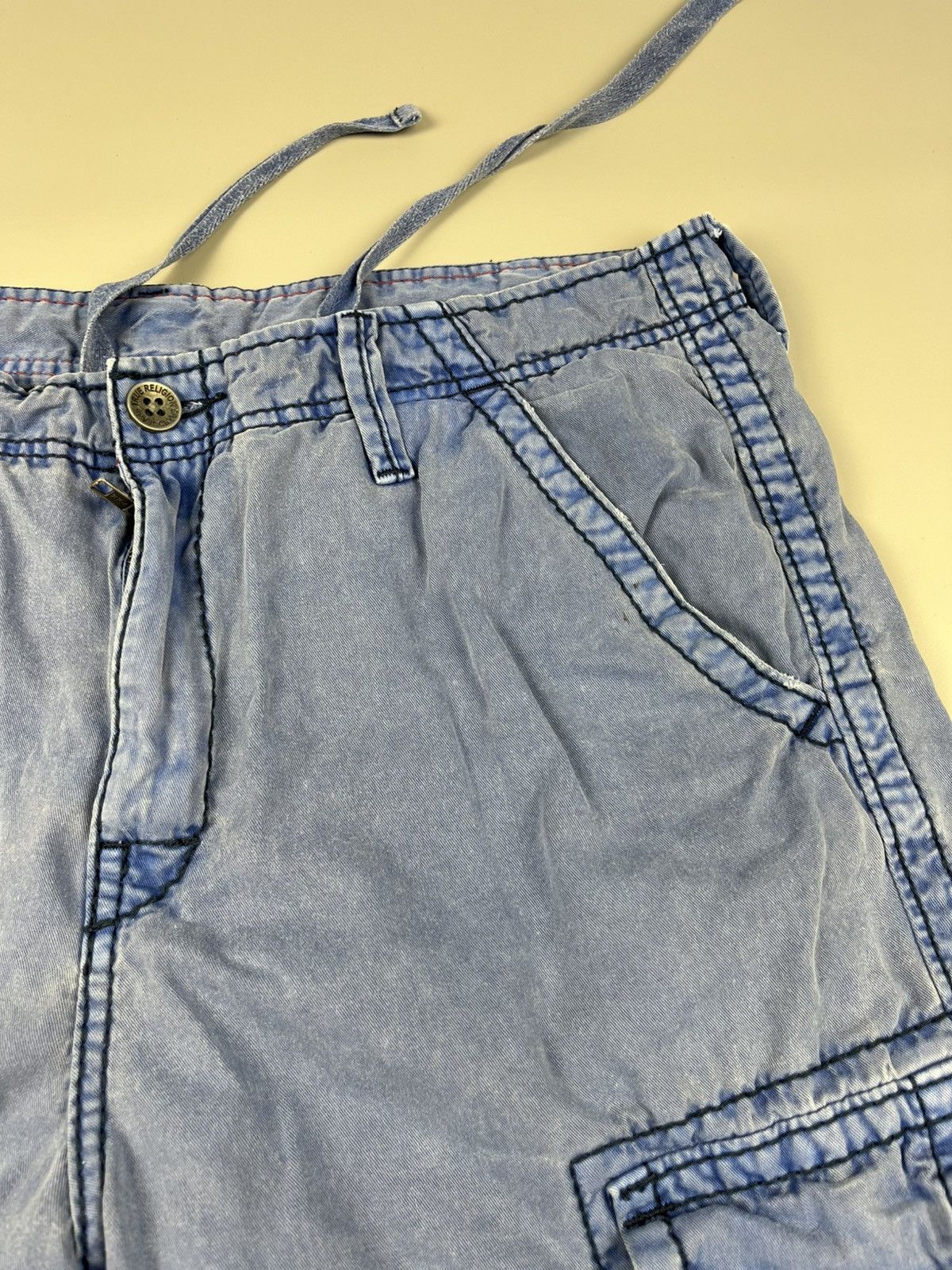 Japanese Brand × True Religion Vintage TRUE RELIGION Faded Distressed Cargo Y2K Shorts Size US 34 / EU 50 - 5 Thumbnail