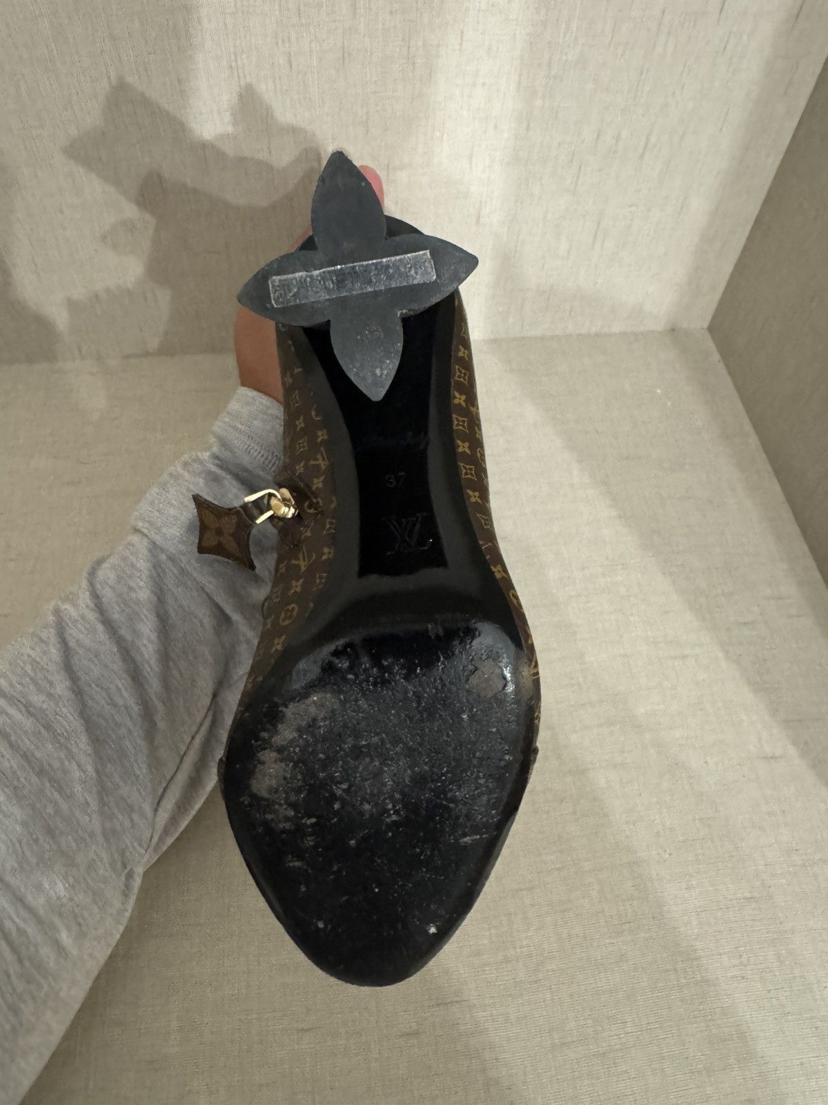 Louis Vuitton Luis Vuitton Nano Monogram Silhouette Ankle Boots Size 37 Size US 7 / IT 37 - 9 Thumbnail
