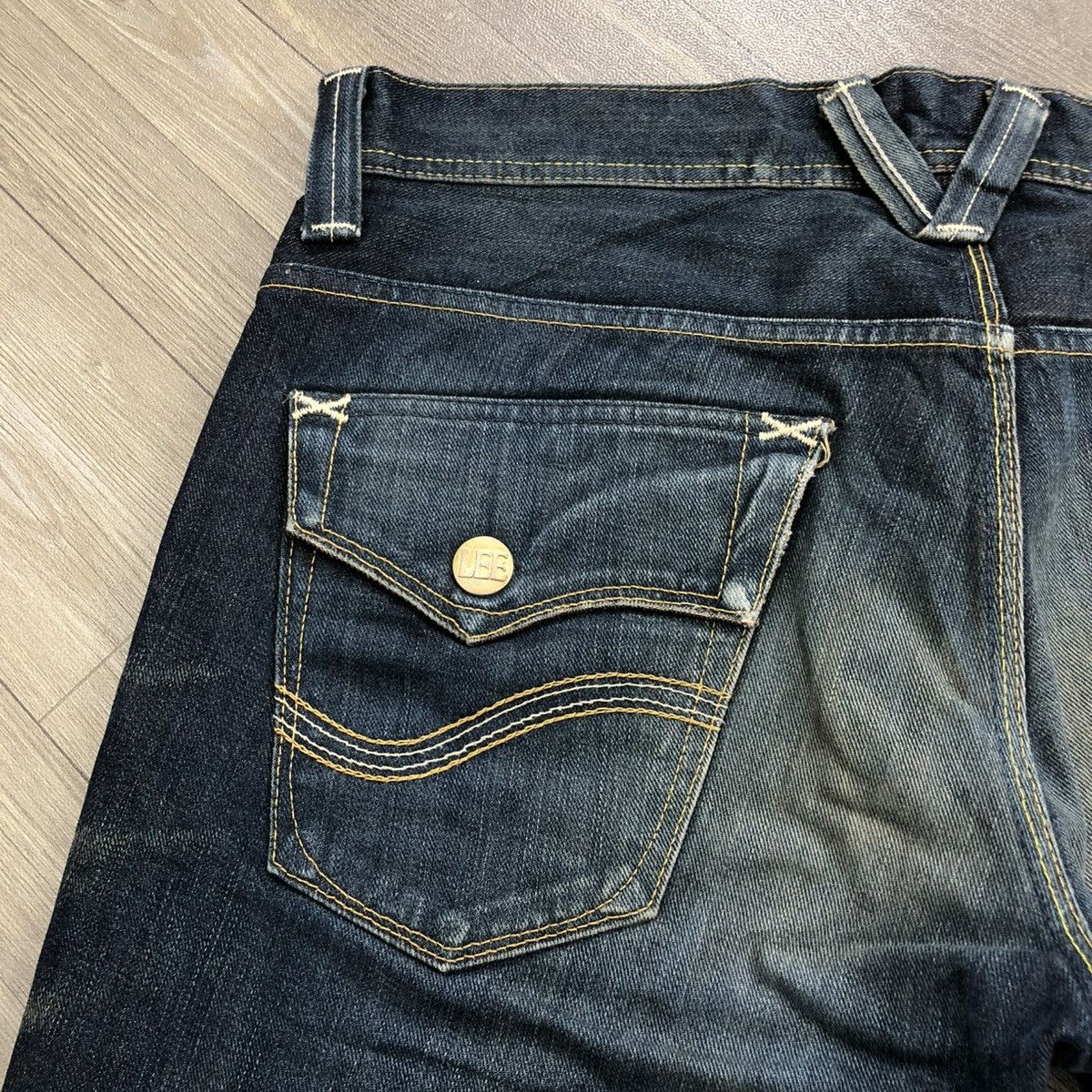 If Six Was Nine × Le Grande Bleu (L.G.B.) × Lee 1990s LEE Faded Bootcut Flared Jeans Size US 37 - 13 Thumbnail