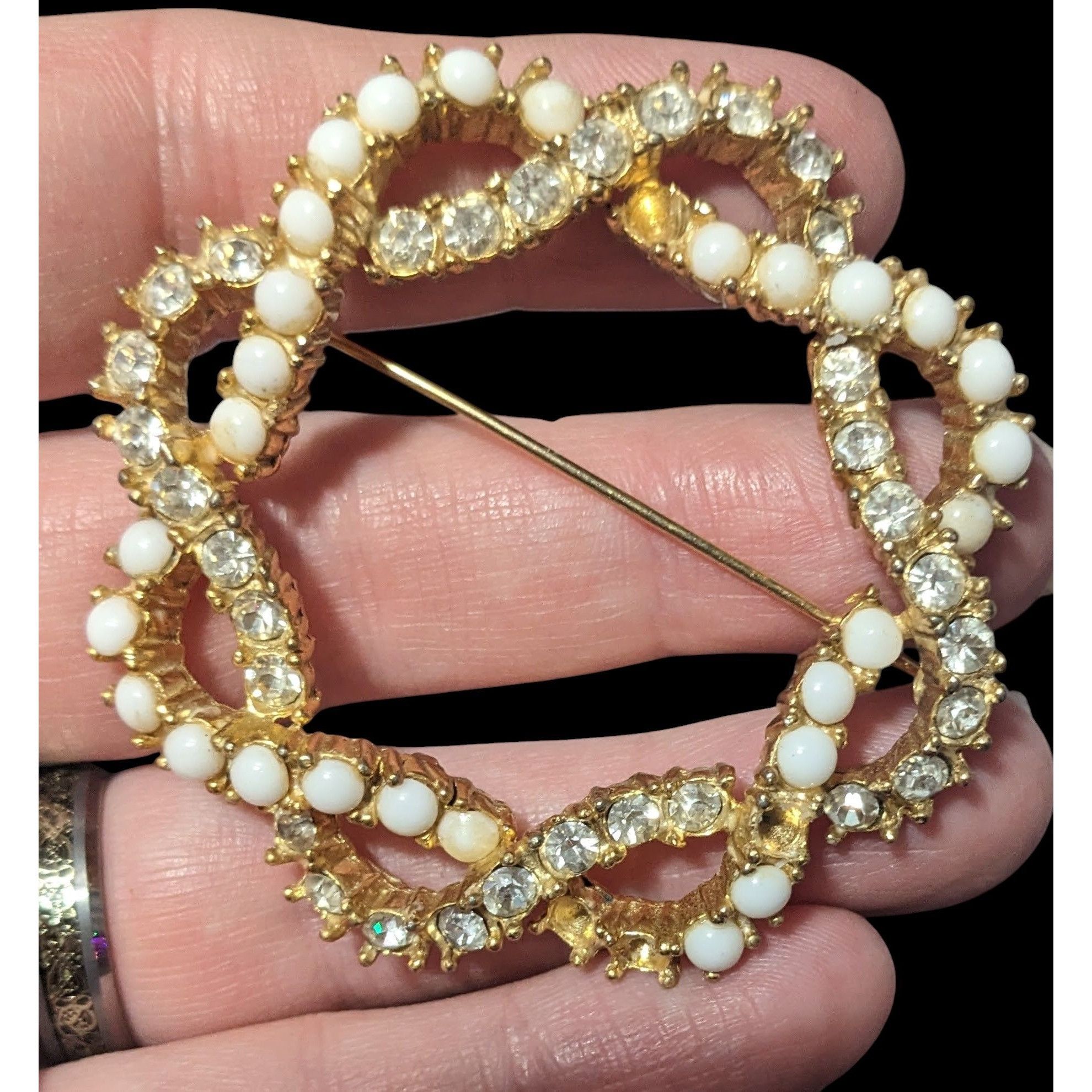 Other Vintage Marvella Glam Gold Tone Floral Knot Brooch Size ONE SIZE - 3 Thumbnail