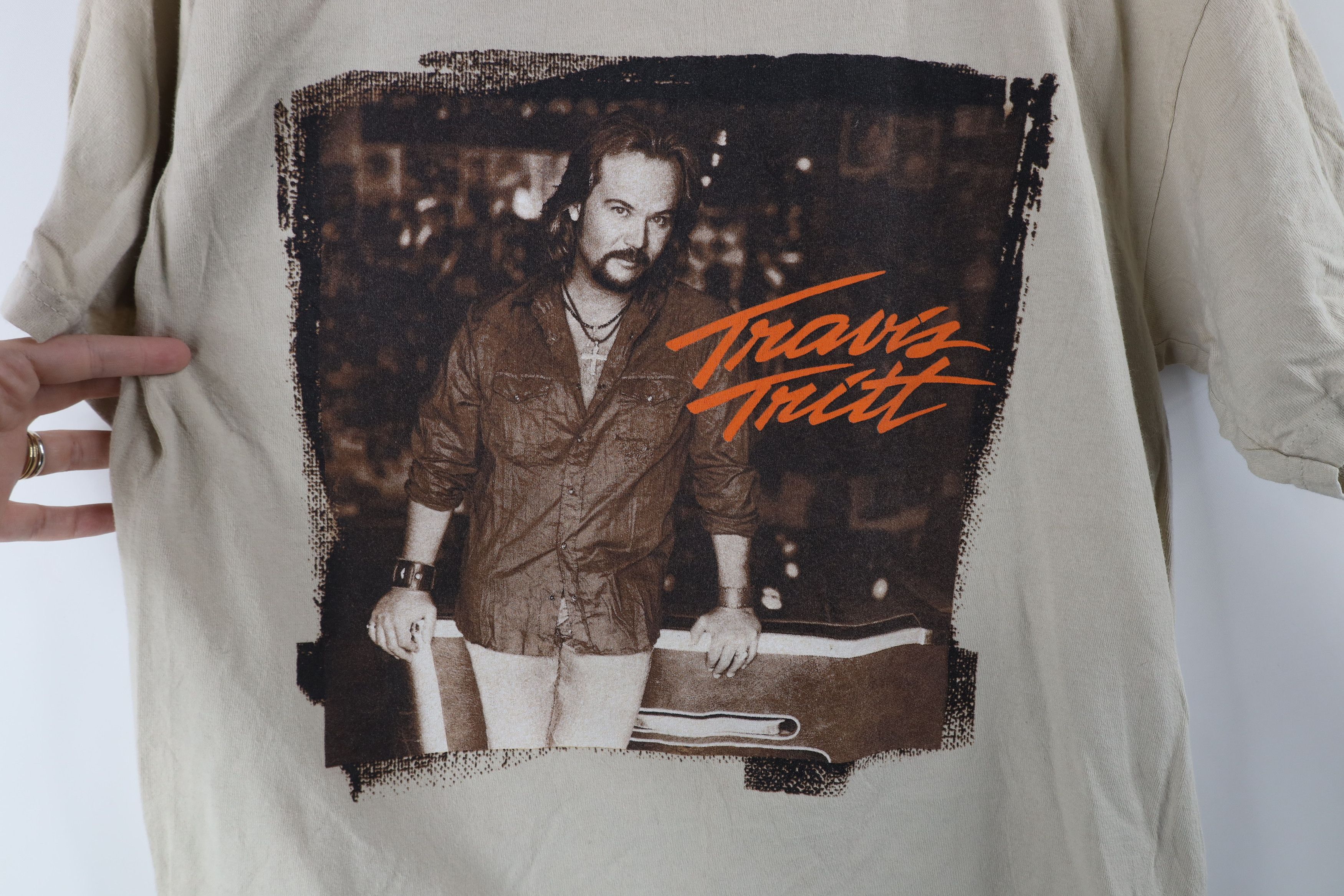 Vintage Vintage Tonk History 2004 Travis Tritt Band Tour T-Shirt Size US L / EU 52-54 / 3 - 4 Thumbnail