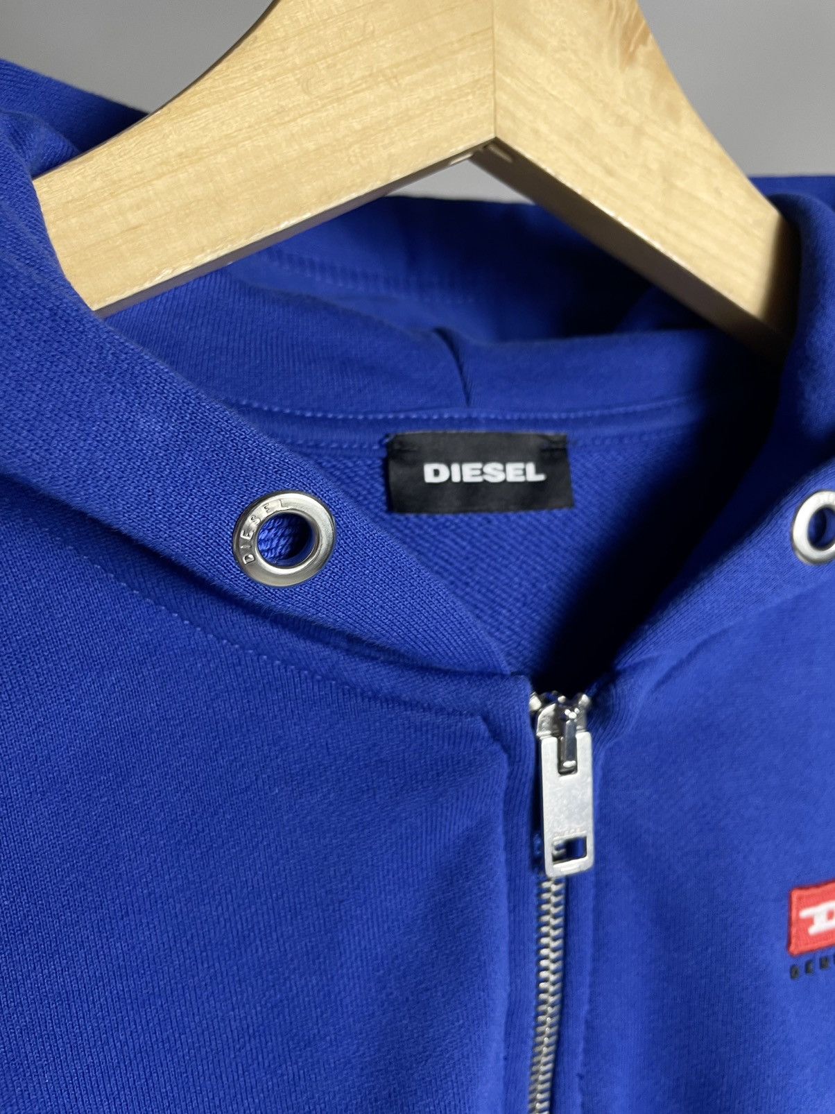 Diesel × Vintage Diesel 🌎 Denim Division big back D logo Blue Zip Hoodie Size US S / EU 44-46 / 1 - 6 Thumbnail