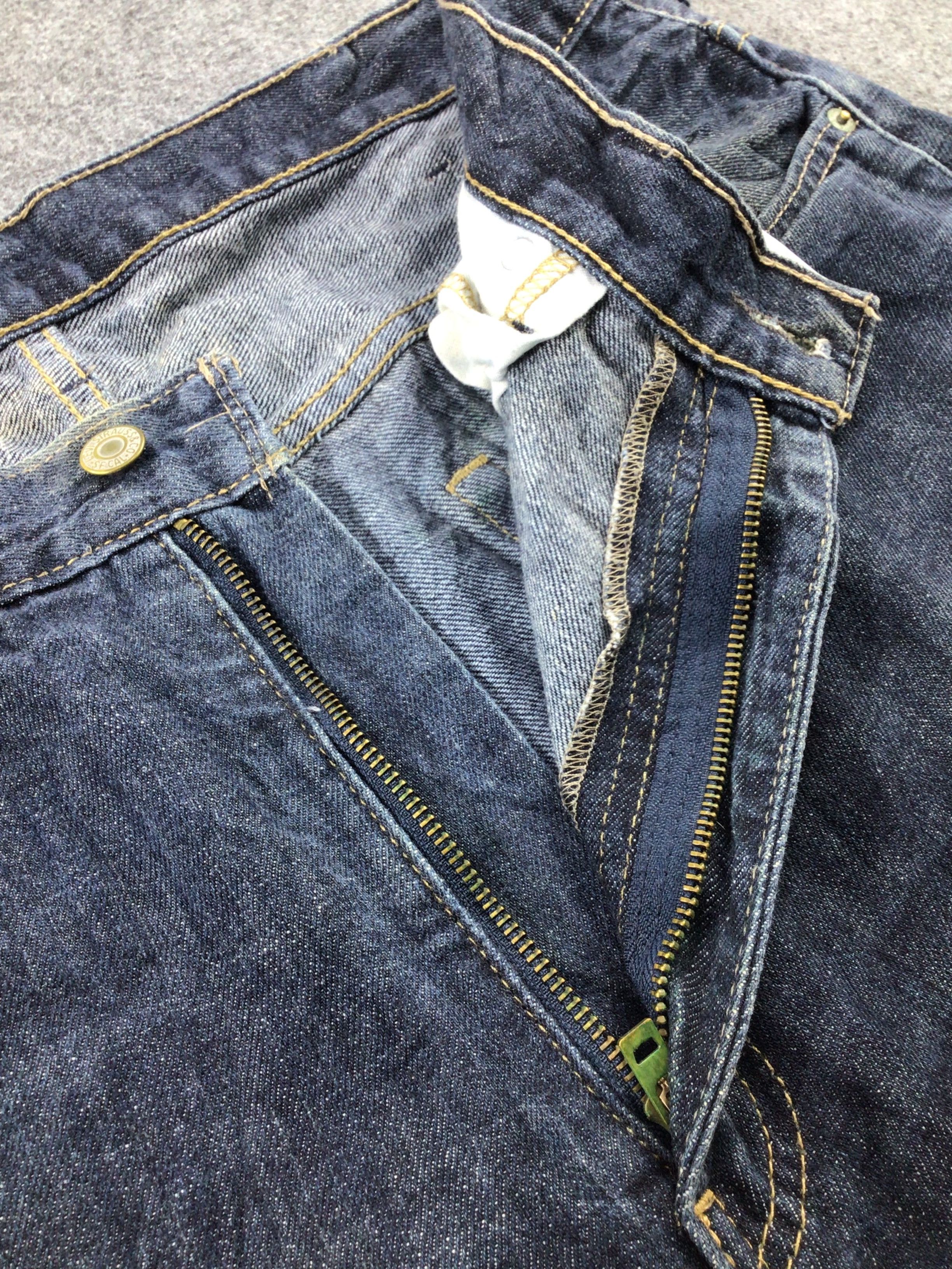 Levi's Vintage 550 Levis Jeans Blue Wash Denim -J817 Size US 36 / EU 52 - 7 Thumbnail