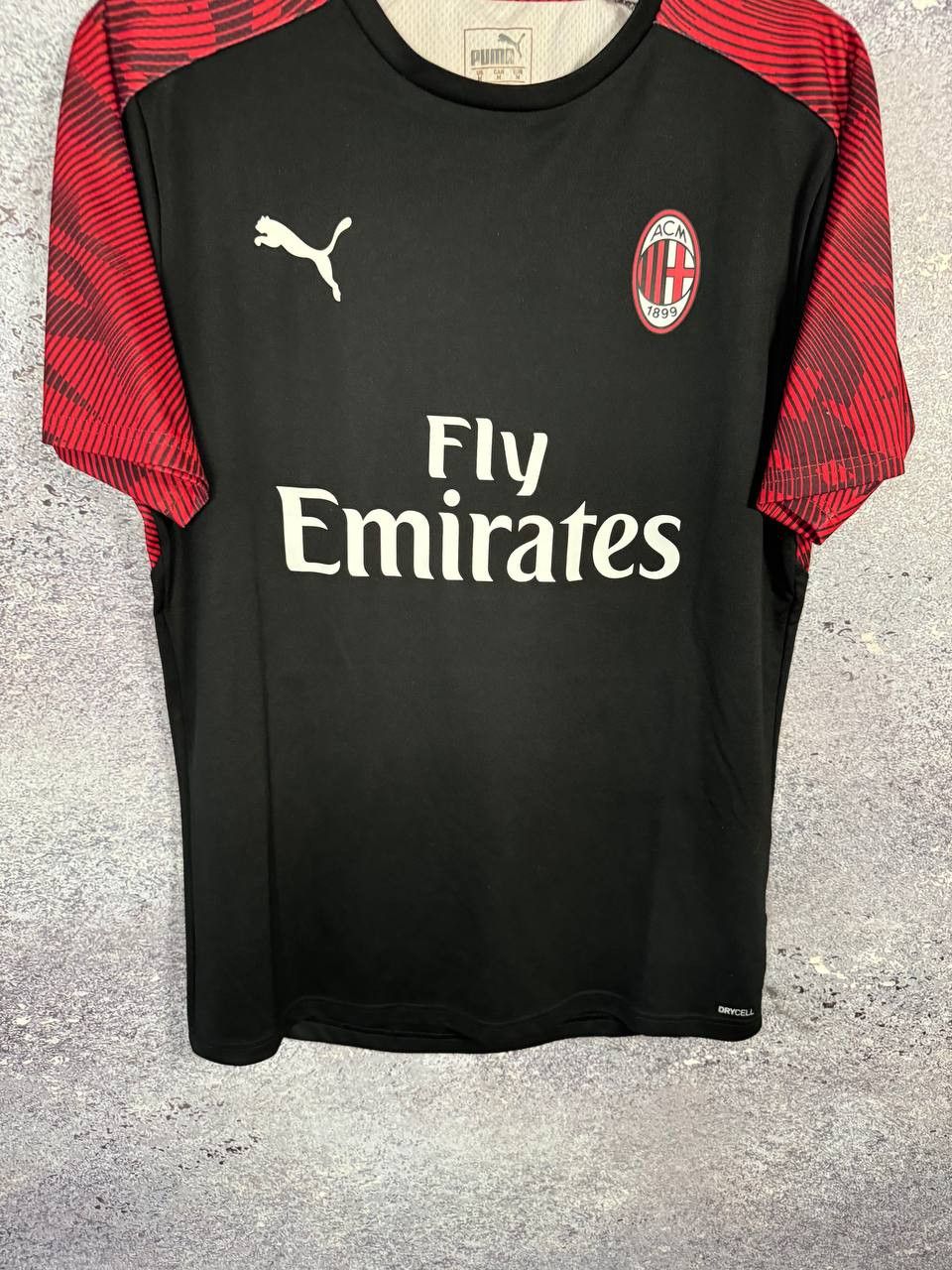 Puma × Vintage Vintage AC Milan 2018/19 Puma Limited Soccer Jersey Size US S / EU 44-46 / 1 - 6 Thumbnail
