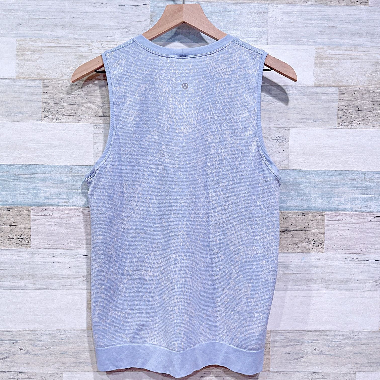 Lululemon Lululemon Seamless Swiftly Breathe Muscle Tank Blue Womens 6 Size M / US 6-8 / IT 42-44 - 3 Thumbnail