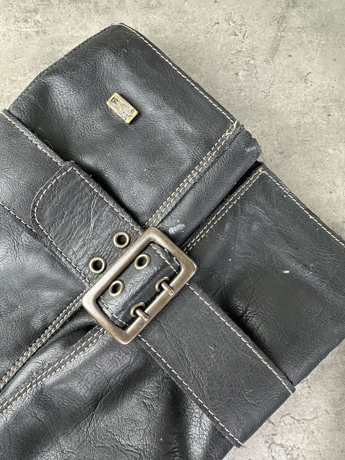 Japanese Brand Vintage Boots With Straps Size US 9 / IT 39 - 2 Thumbnail