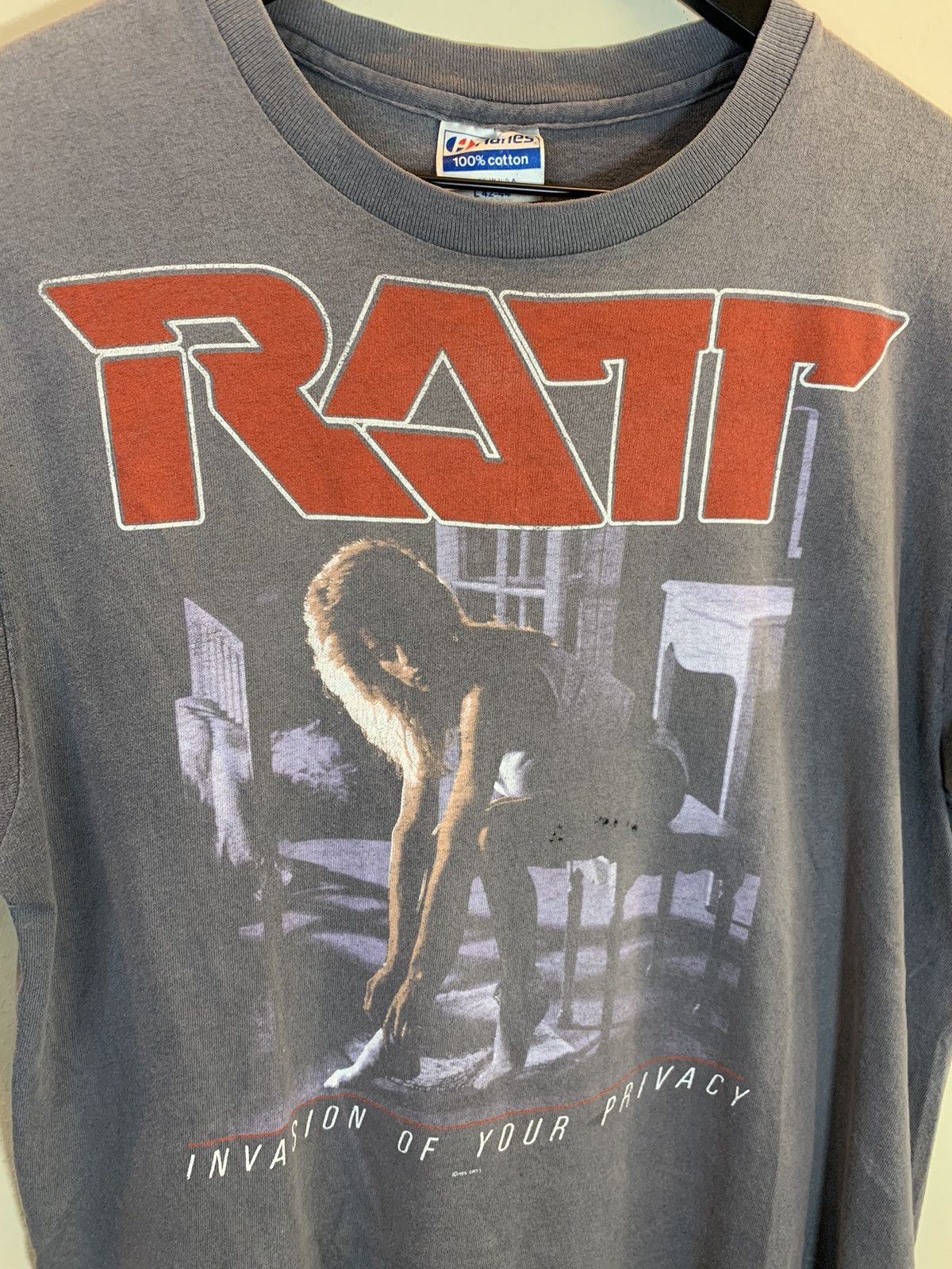 Band Tees × Vintage *RARE* Vintage 1985 RATT Invasion Of Your Privacy Tour Shirt Size US M / EU 48-50 / 2 - 3 Thumbnail