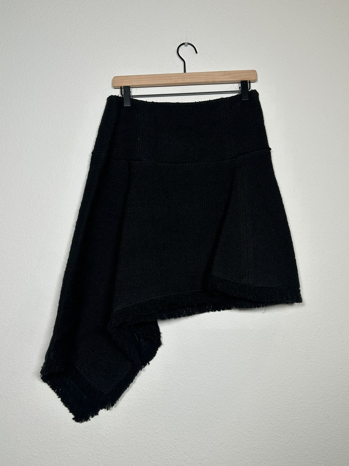 Juun.J Asymmetrical Tweed Distressed Skirt Size 30" / US 8 / IT 44 - 1 Thumbnail