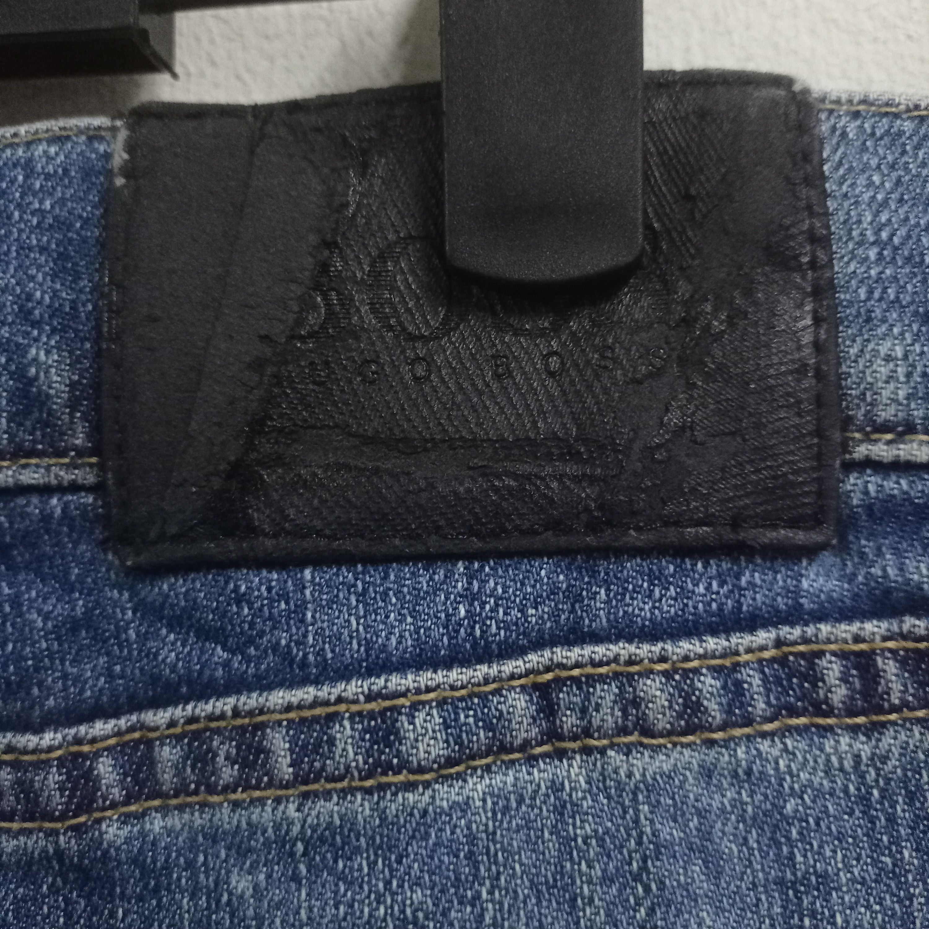 Hugo × Hugo Boss Vintage Hugo Boss Texas Classic Baggy Blue Jeans Size US 32 / EU 48 - 6 Thumbnail