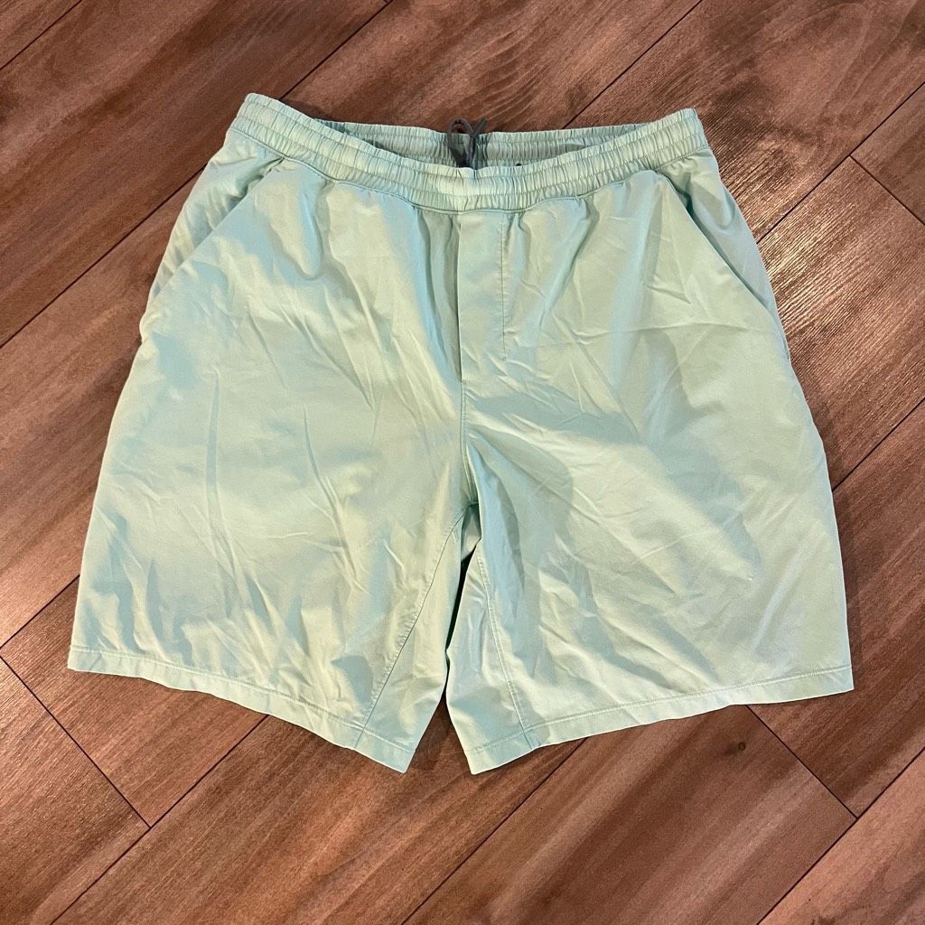 Lululemon Lululemon Blue Athletic Workout Shorts Men XL Bin E-16 Size US 40 / EU 56 - 1 Thumbnail
