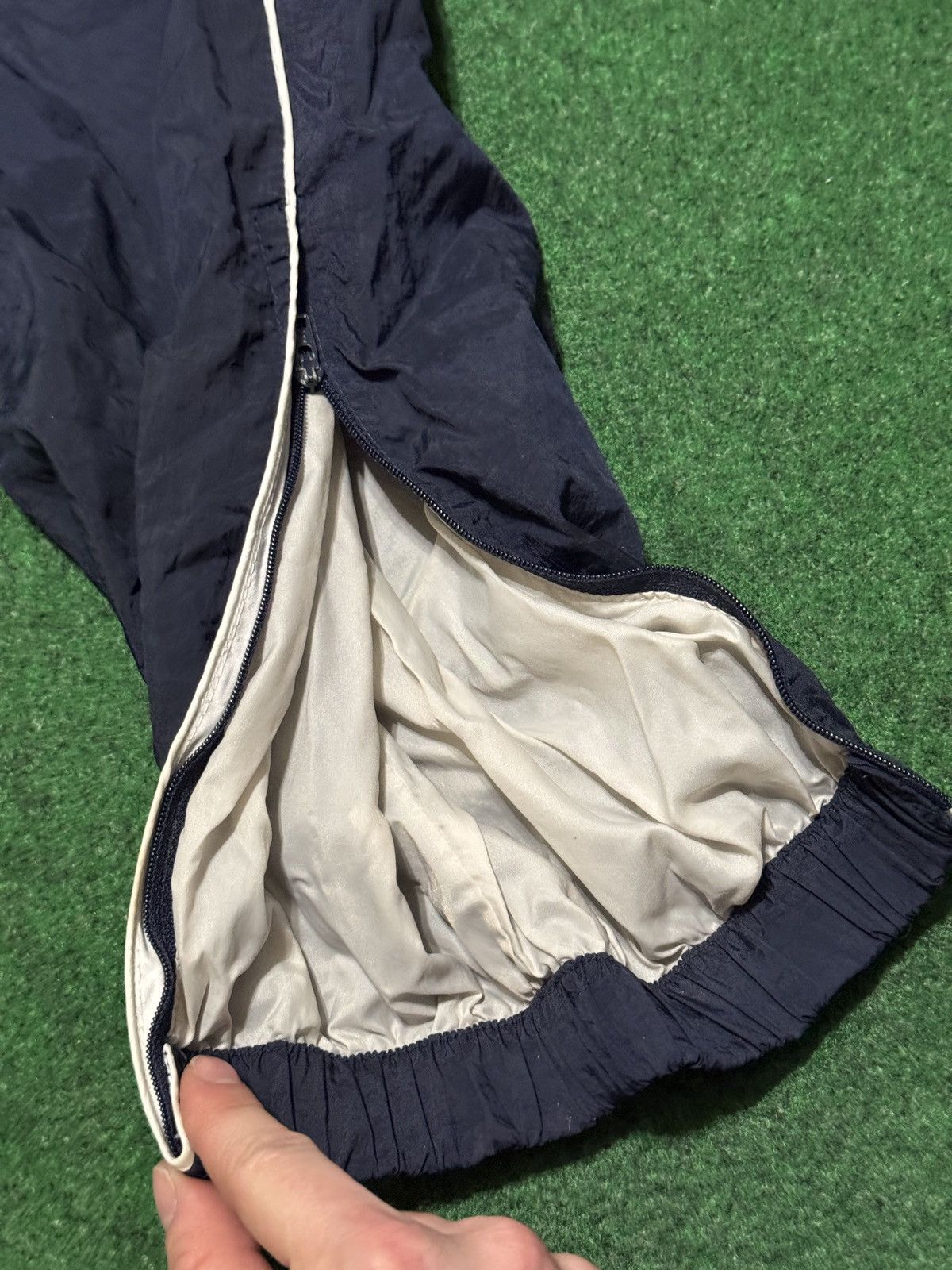 Nike Vintage Nike 90s Jogger Medium 28x29 Blue Striped Sweatpants Size US 28 / EU 44 - 10 Thumbnail
