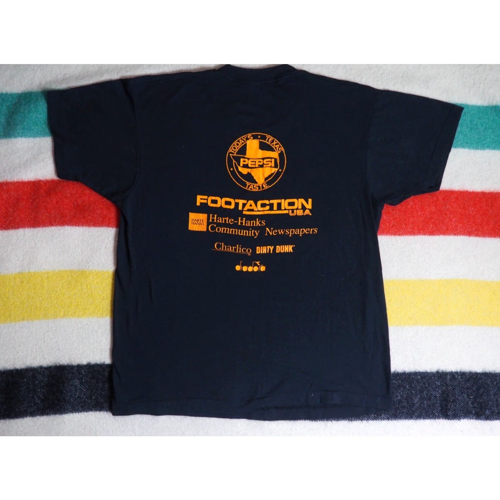 Vintage VTG 80s James Donaldson Basketball Camp Pepsi NBA Mavericks Texas Tee T-Shirt L Mens Black Cotton Graphic Tee Size US L / EU 52-54 / 3 - 2 Thumbnail