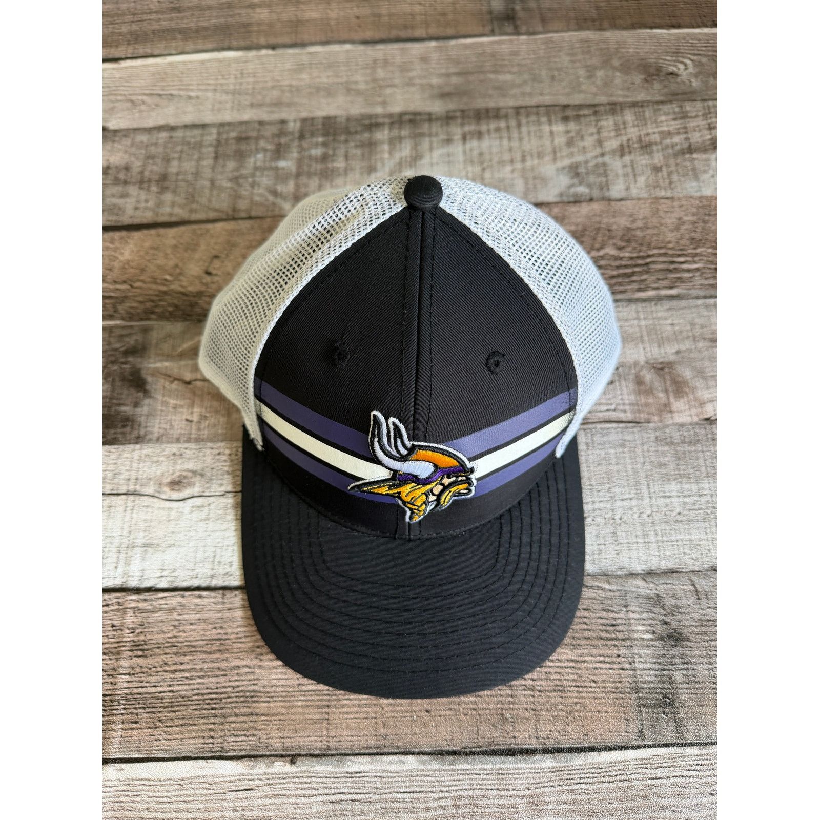 NFL Minnesota Vikings Snapback Trucker Hat Size ONE SIZE - 3 Thumbnail
