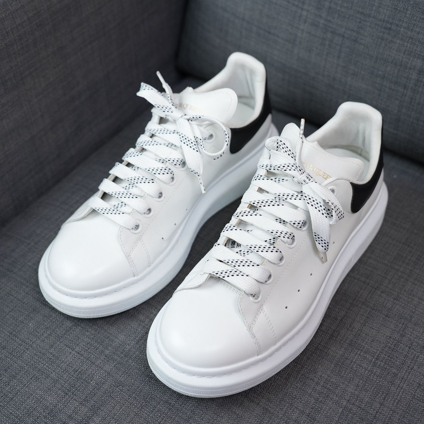 Alexander McQueen Alexander McQueen size 44.5 (11.5 US) WORN  display picture 1