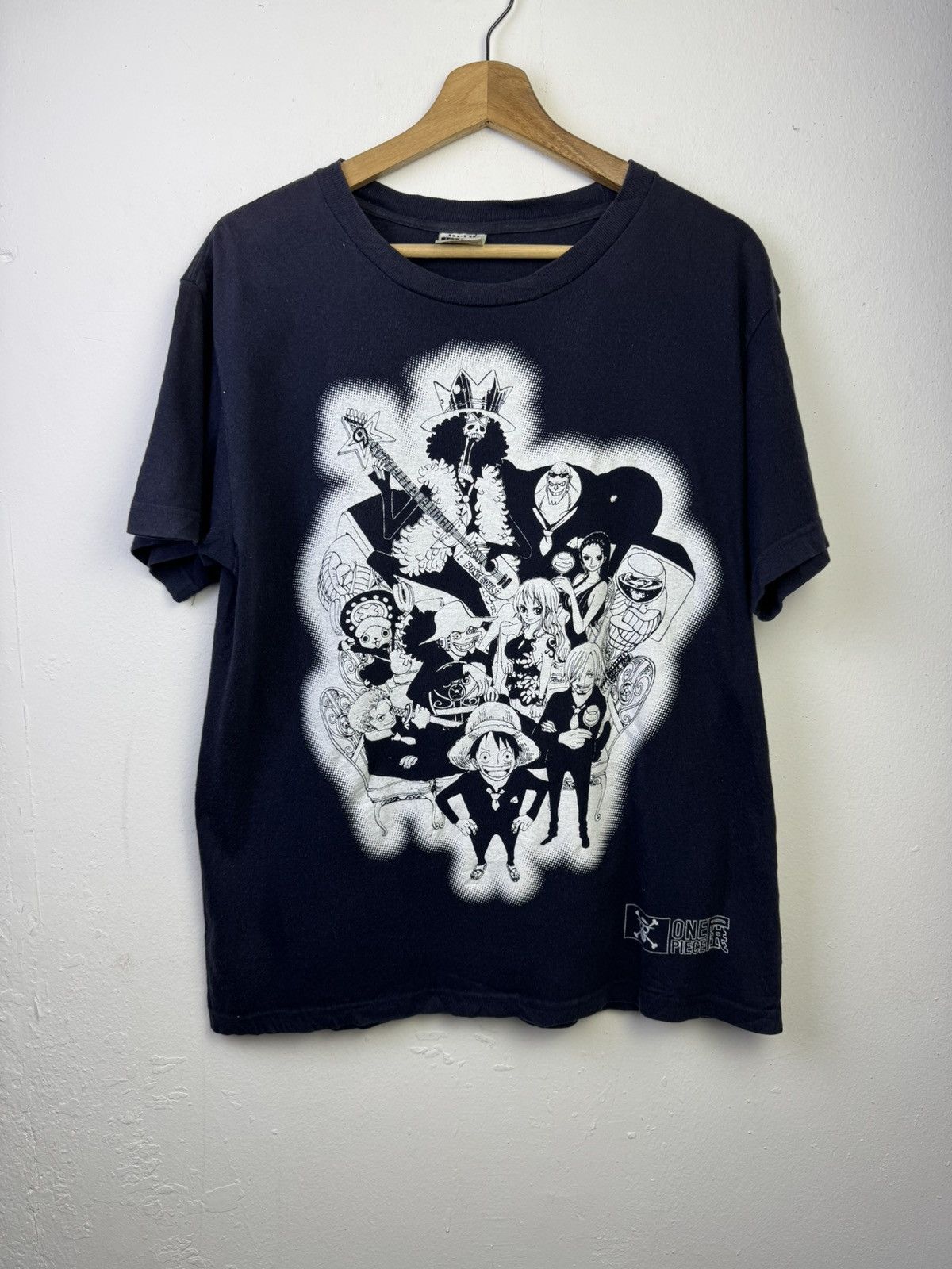 One Piece One Piece exhibition 2012 Tokyo limited edition t-shirt Size US M / EU 48-50 / 2 - 1 Thumbnail