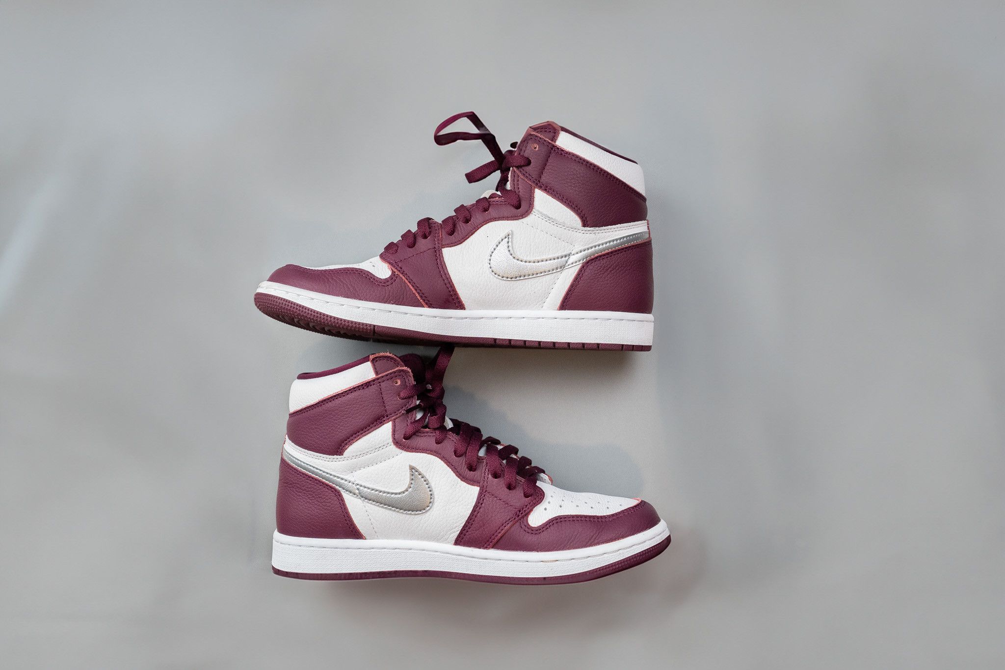 Jordan Brand Jordan 1 Retro High OG Bordeaux Size US 8.5 / EU 41-42 - 1 Thumbnail