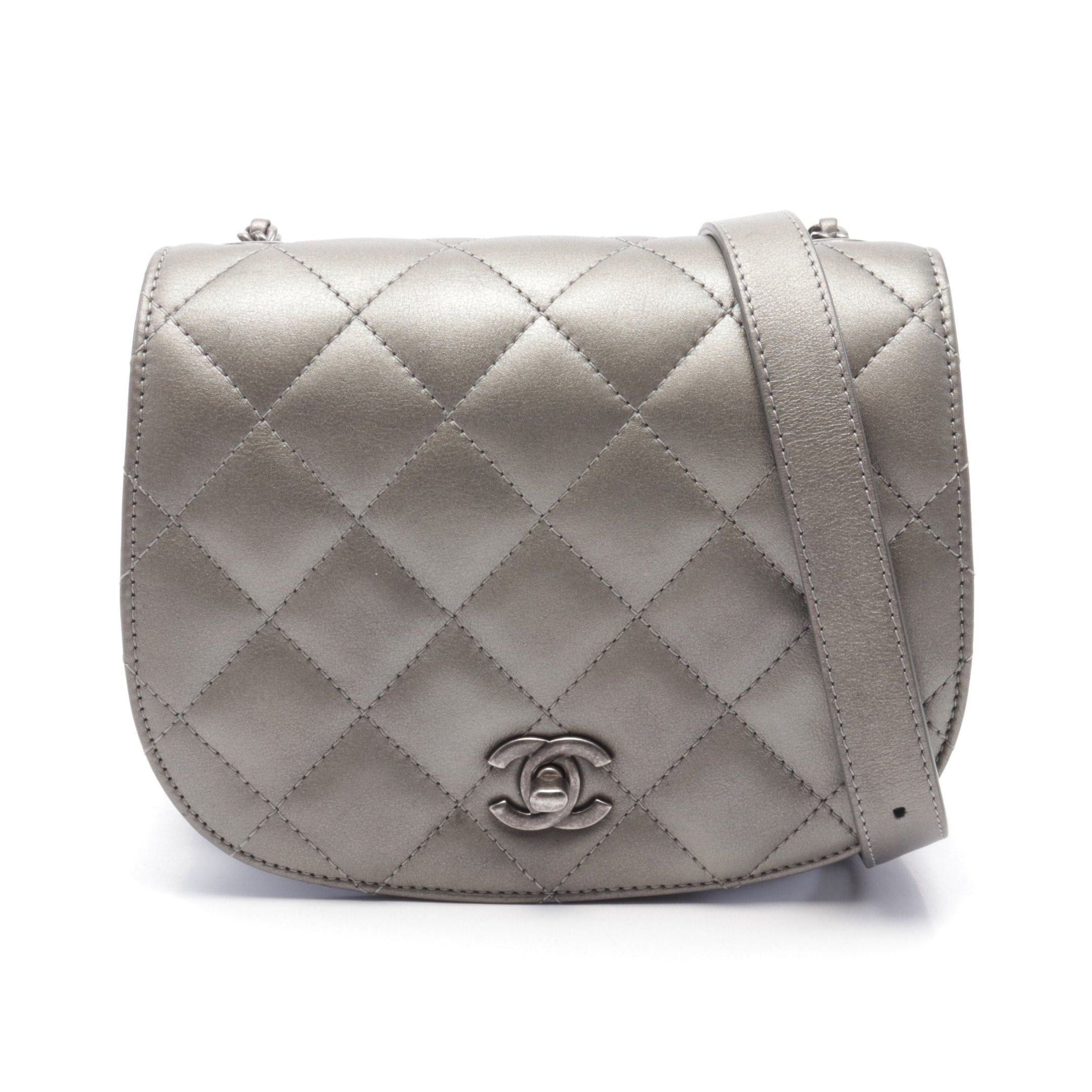 Chanel Chanel Chain Shoulder Bag Leather Champagne Gold Antique Silver Hardware Size ONE SIZE - 1 Thumbnail